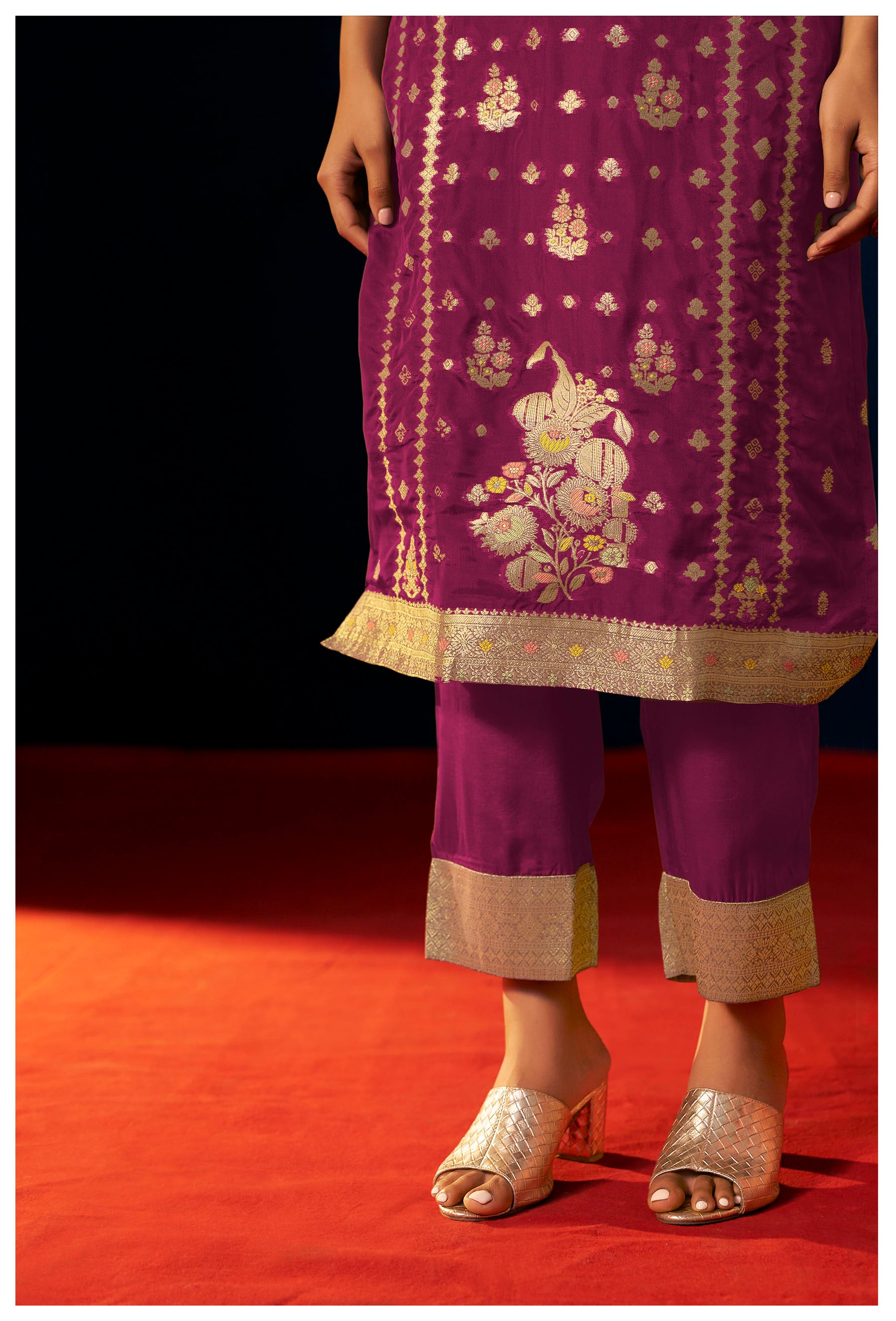 Elurea Pink Organza Jacquard Kurta Set
