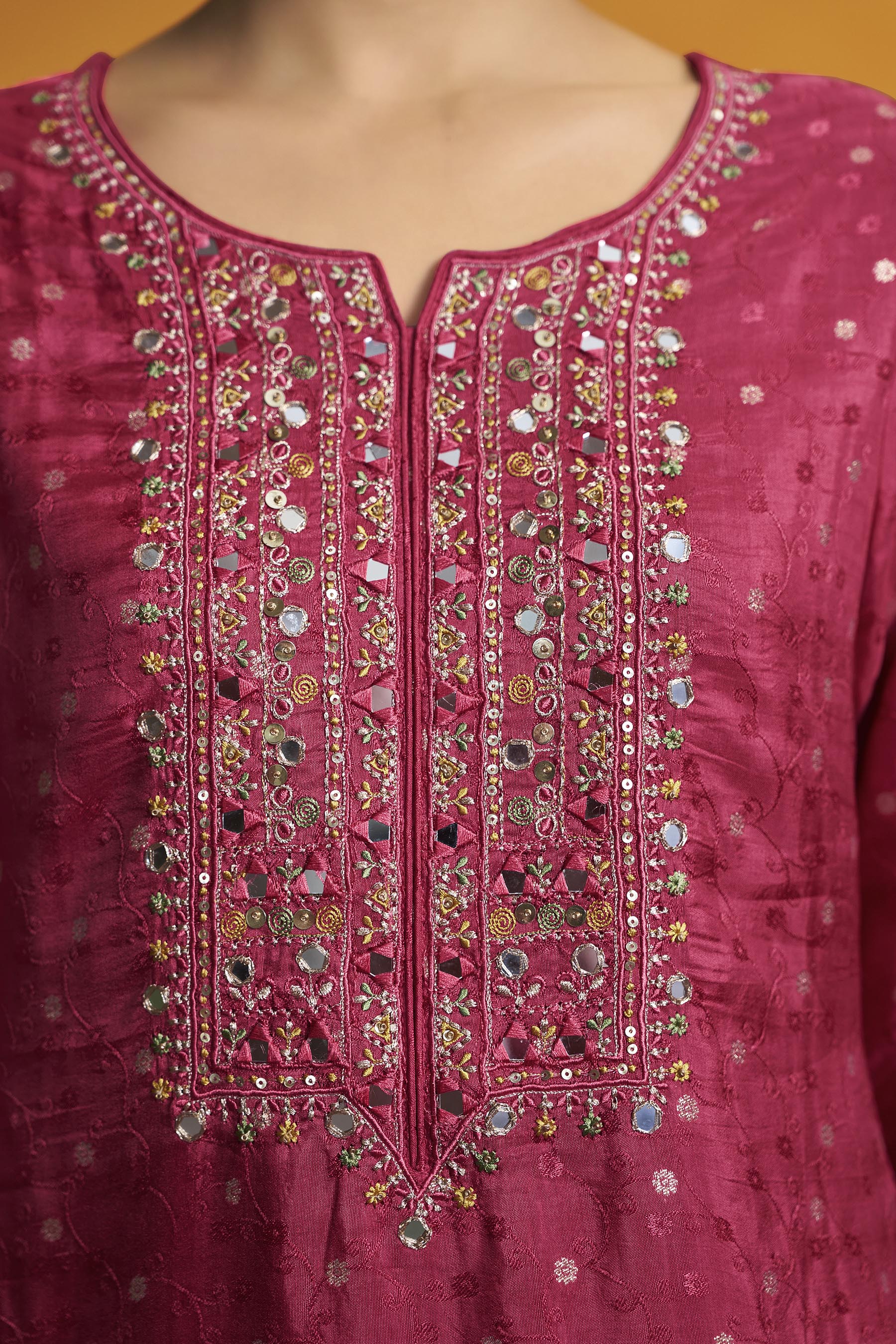 Mirror Embroidery Kurta Set – Pink