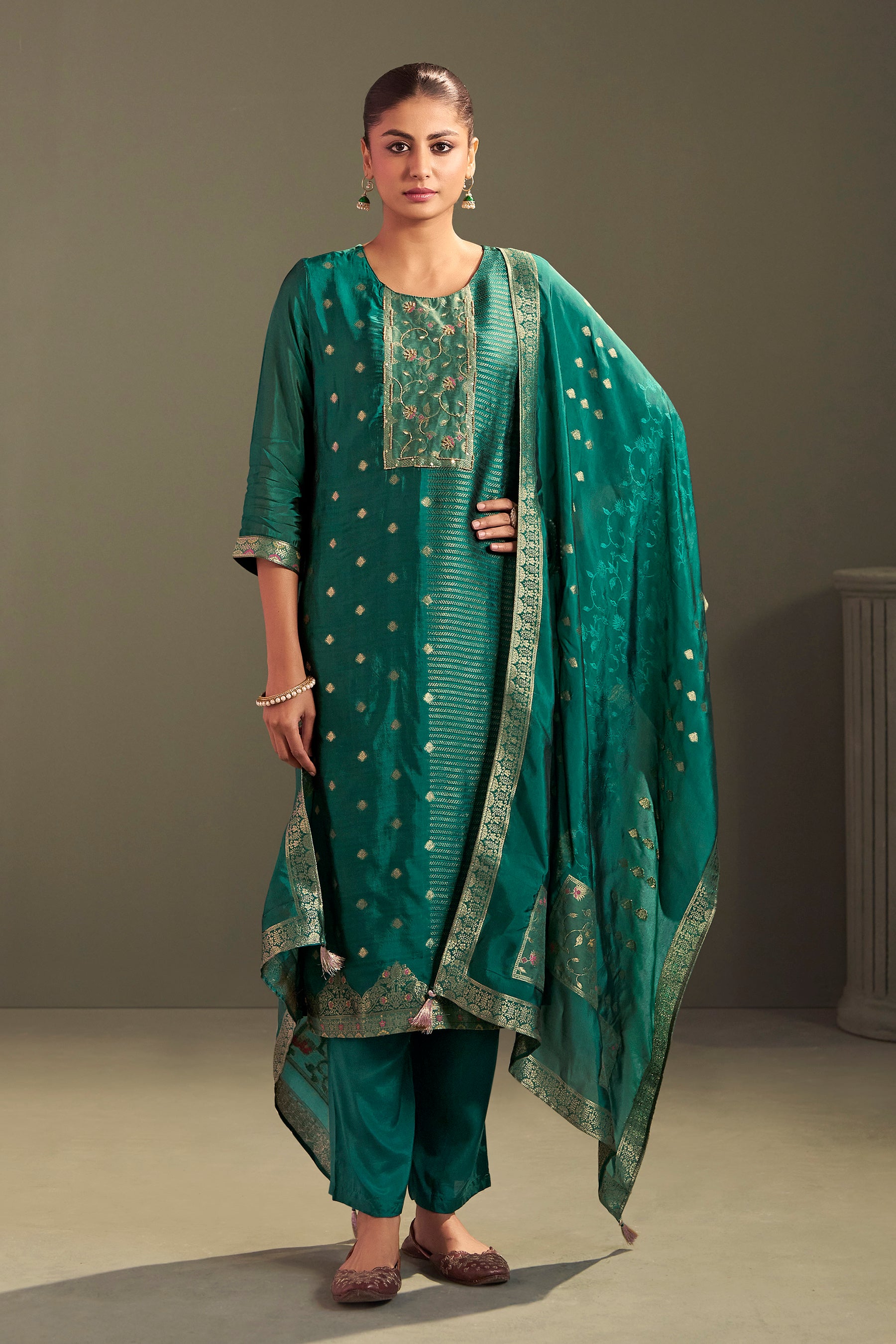 Yarn Dyed Viscose Kurta Set