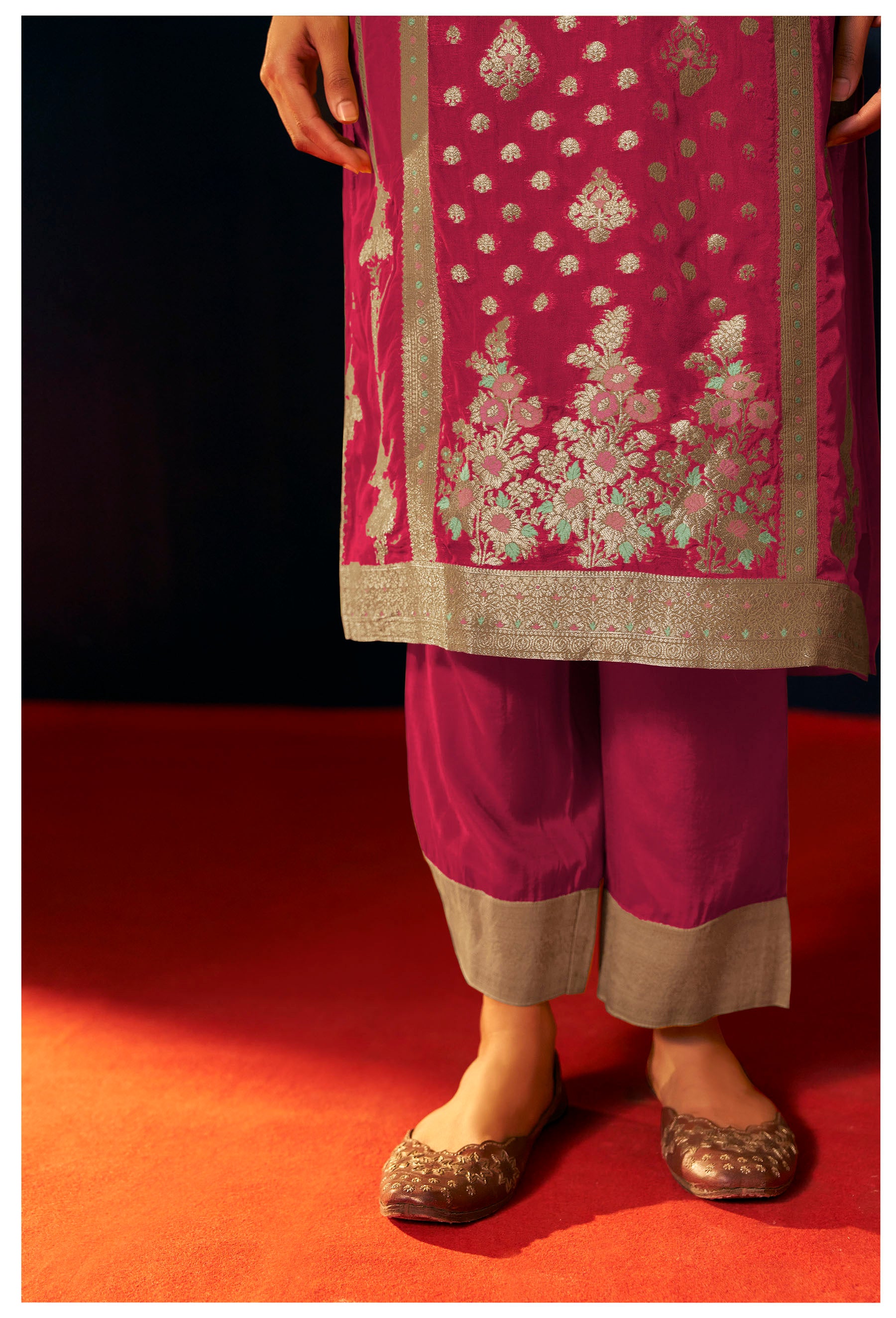 Ormyra Red Organza Jacquard Kurta Set