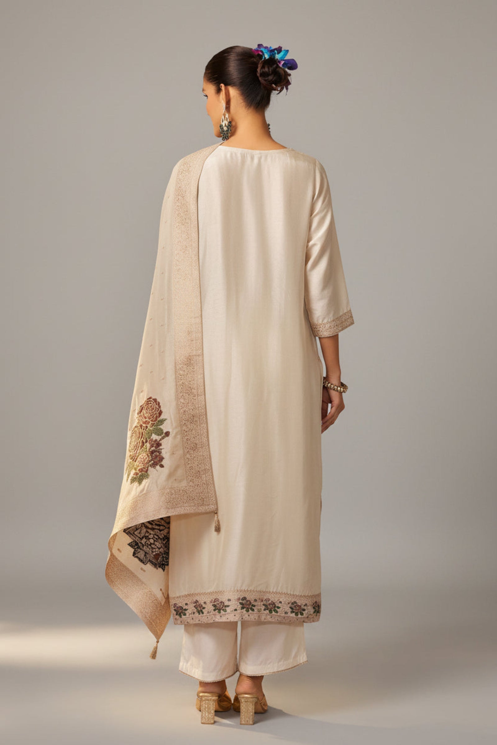 Russian Jacquard Set – Cream