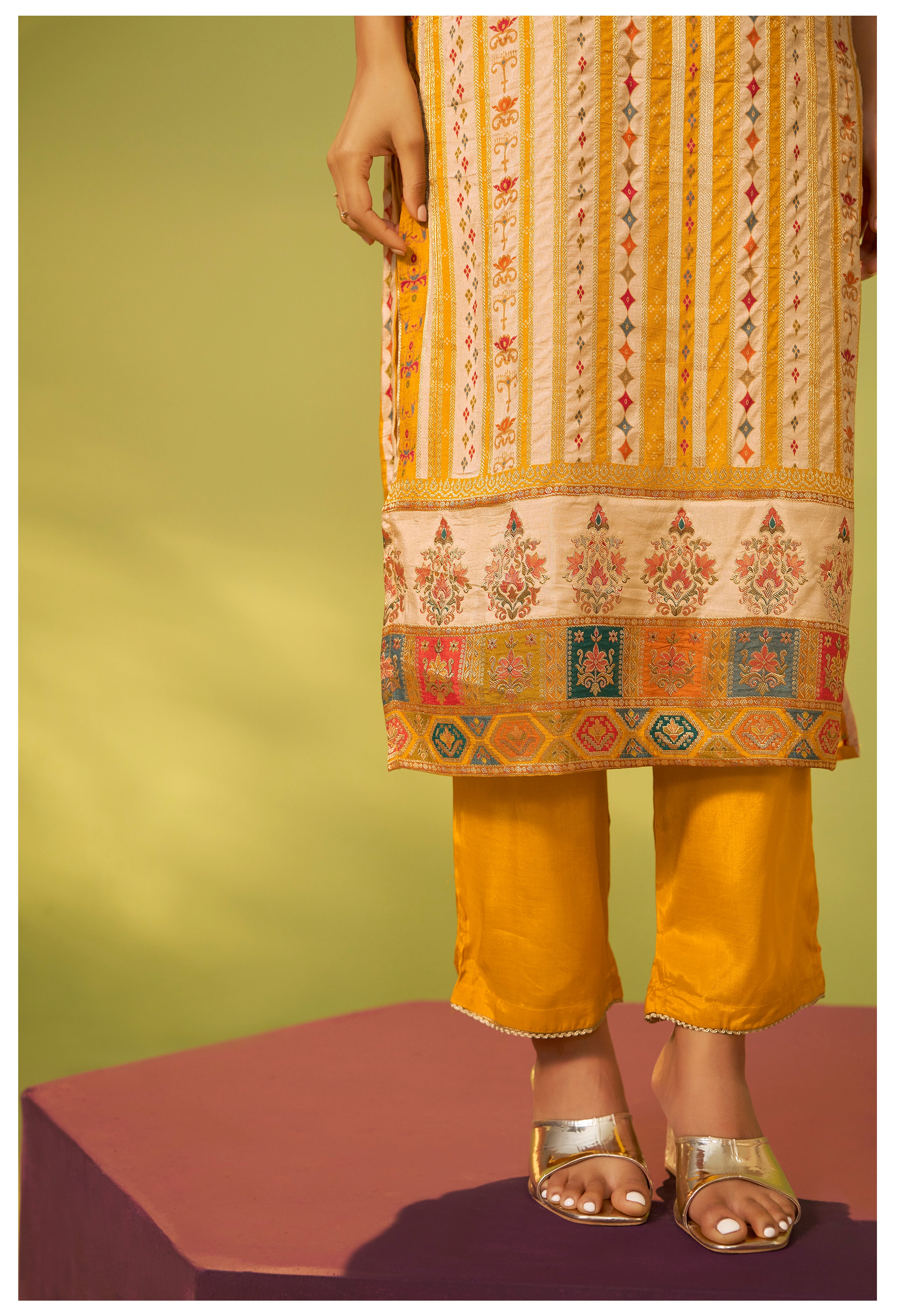 Position Print Russian Silk Kurta Set