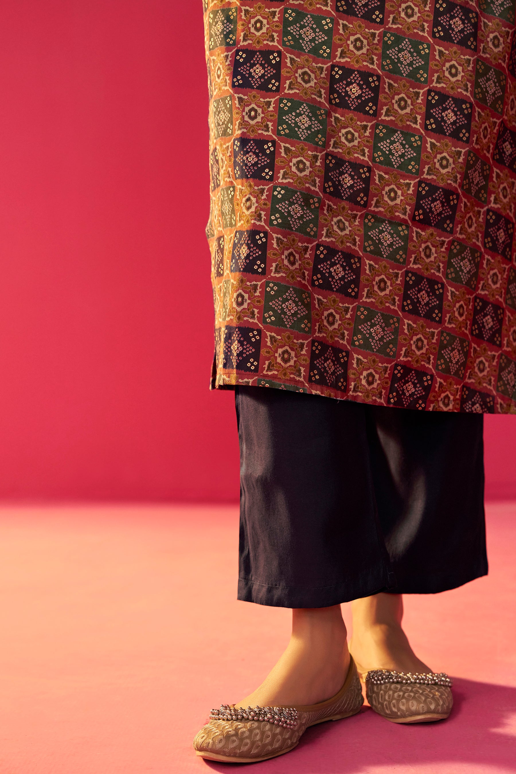 Embroidered Viscose Digital Print Kurta Set