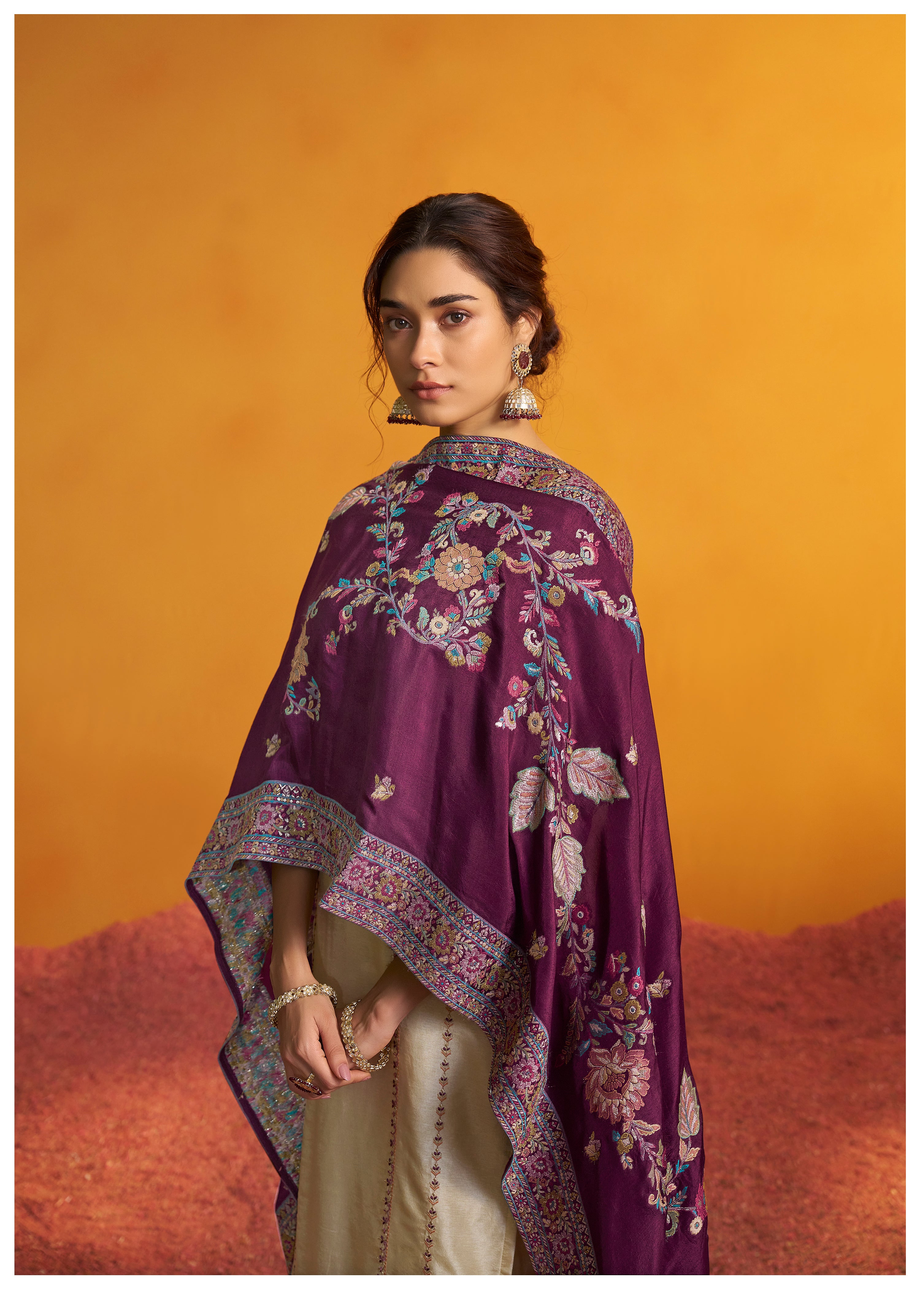 Russsian Silk Kurta With Contrast Jacquard Dupatta