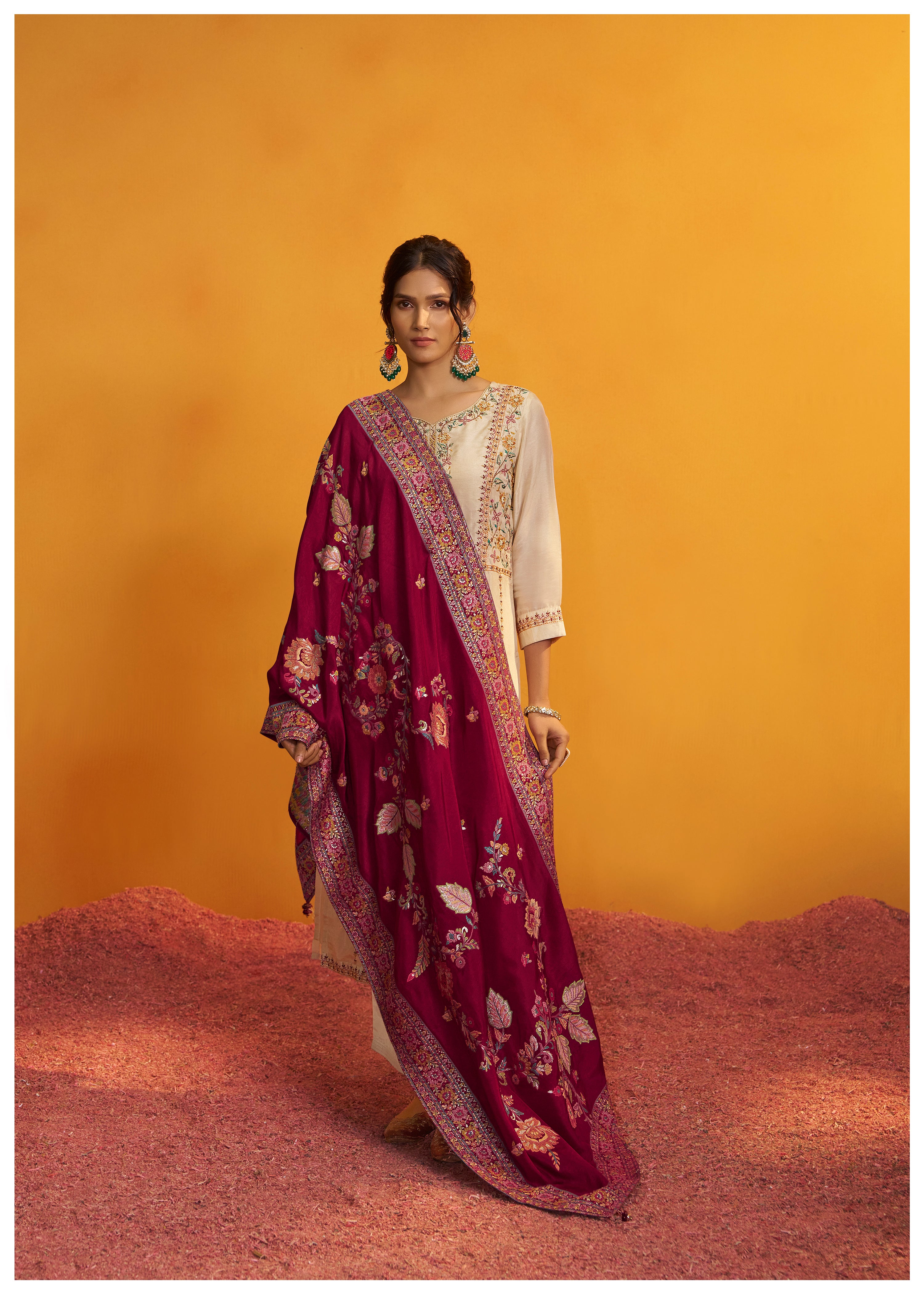Russsian Silk Kurta With Contrast Jacquard Dupatta