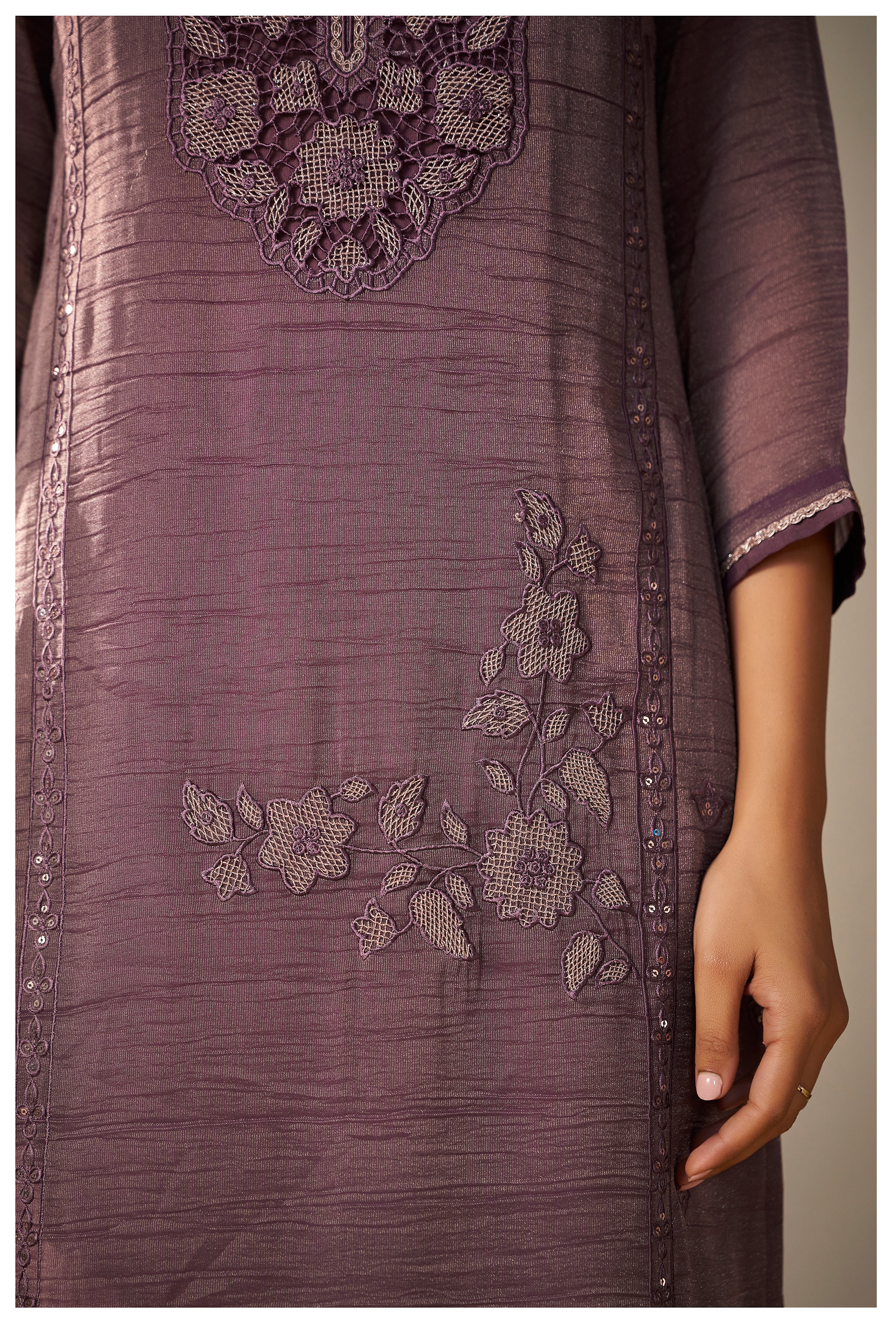 Crush Organza Borer Embroidery Set