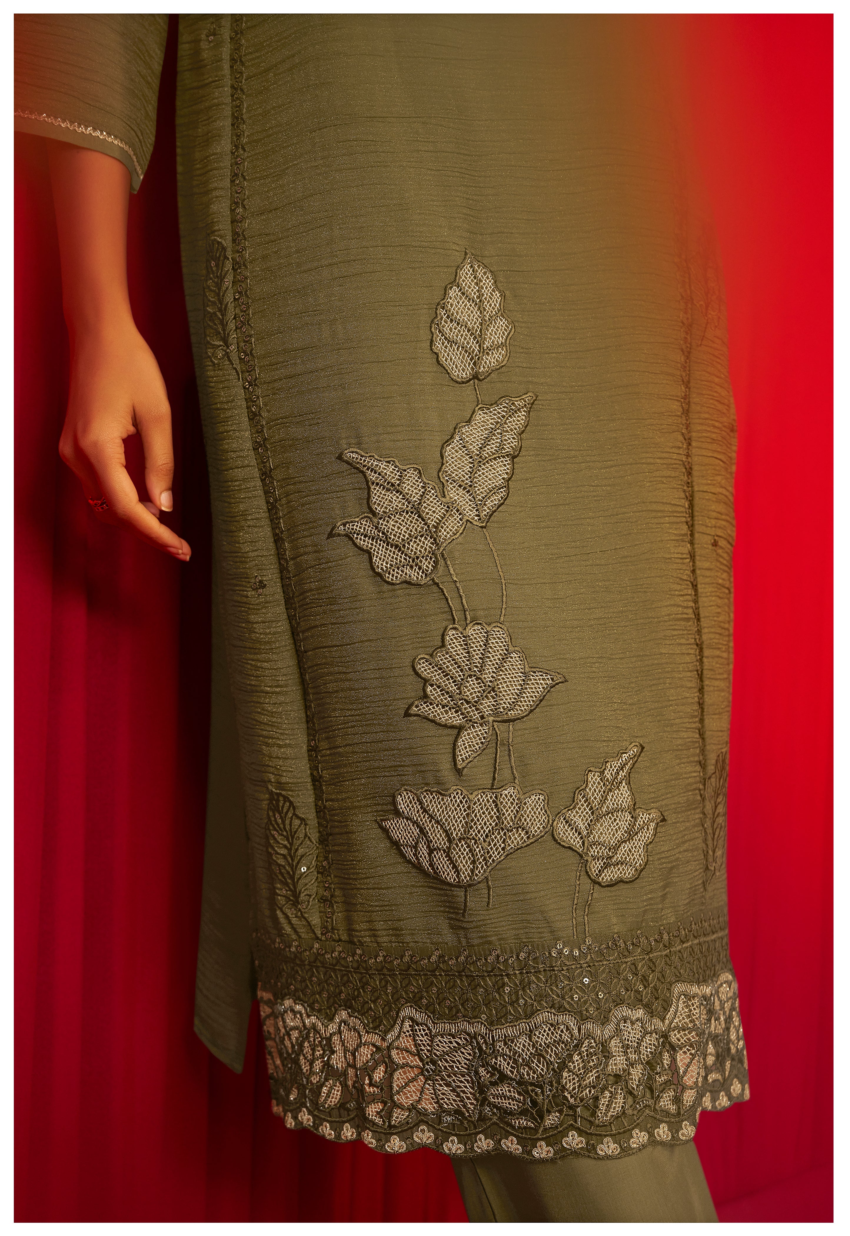 Green Crush Organza Borer Embroidery Set