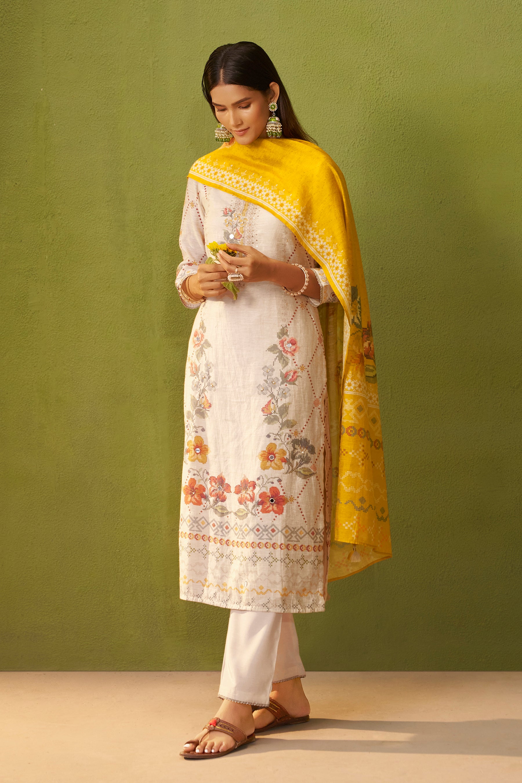 Shimmer Linen Digital Print Set – Cream