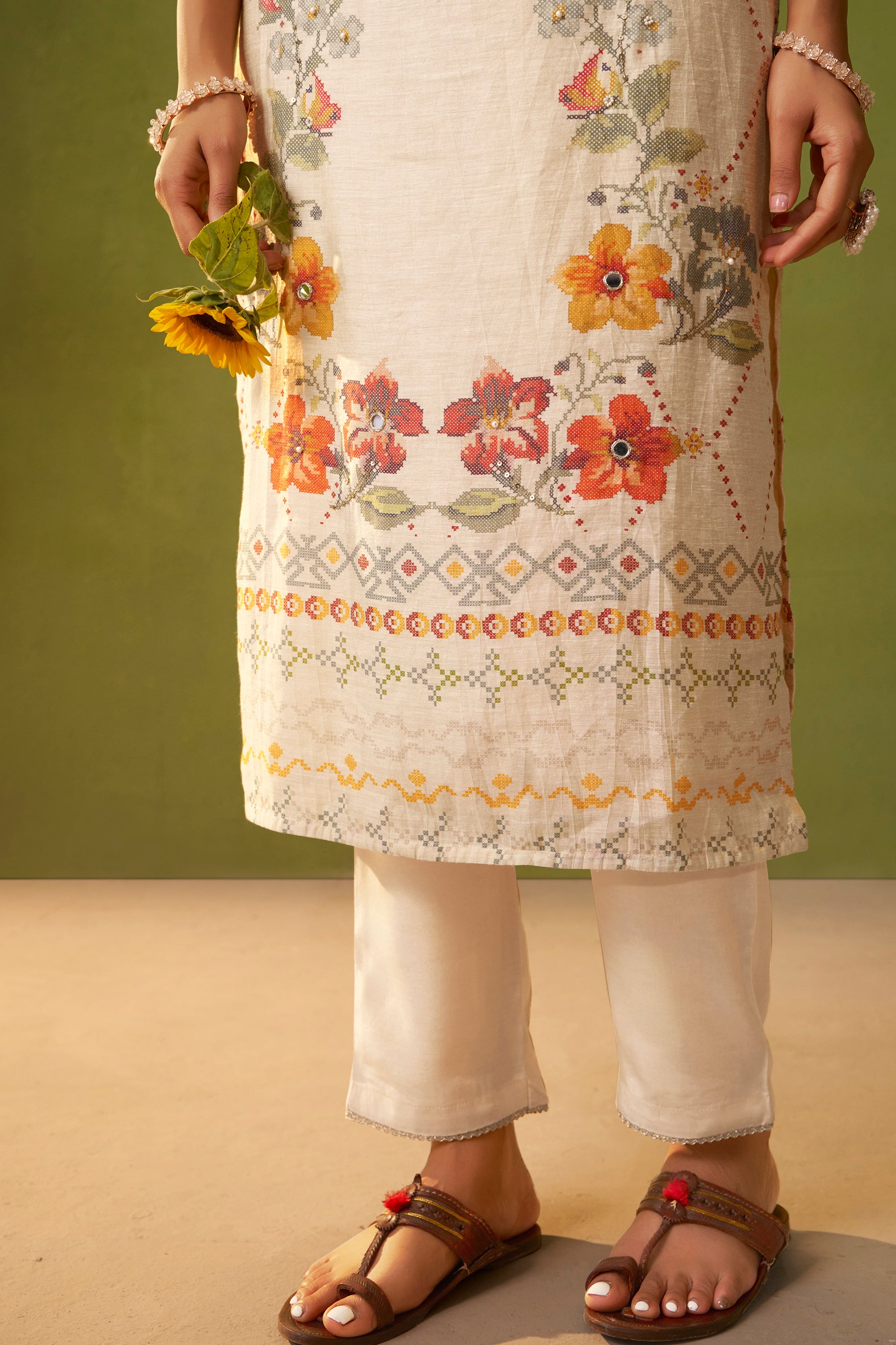 Shimmer Linen Digital Print Set – Cream