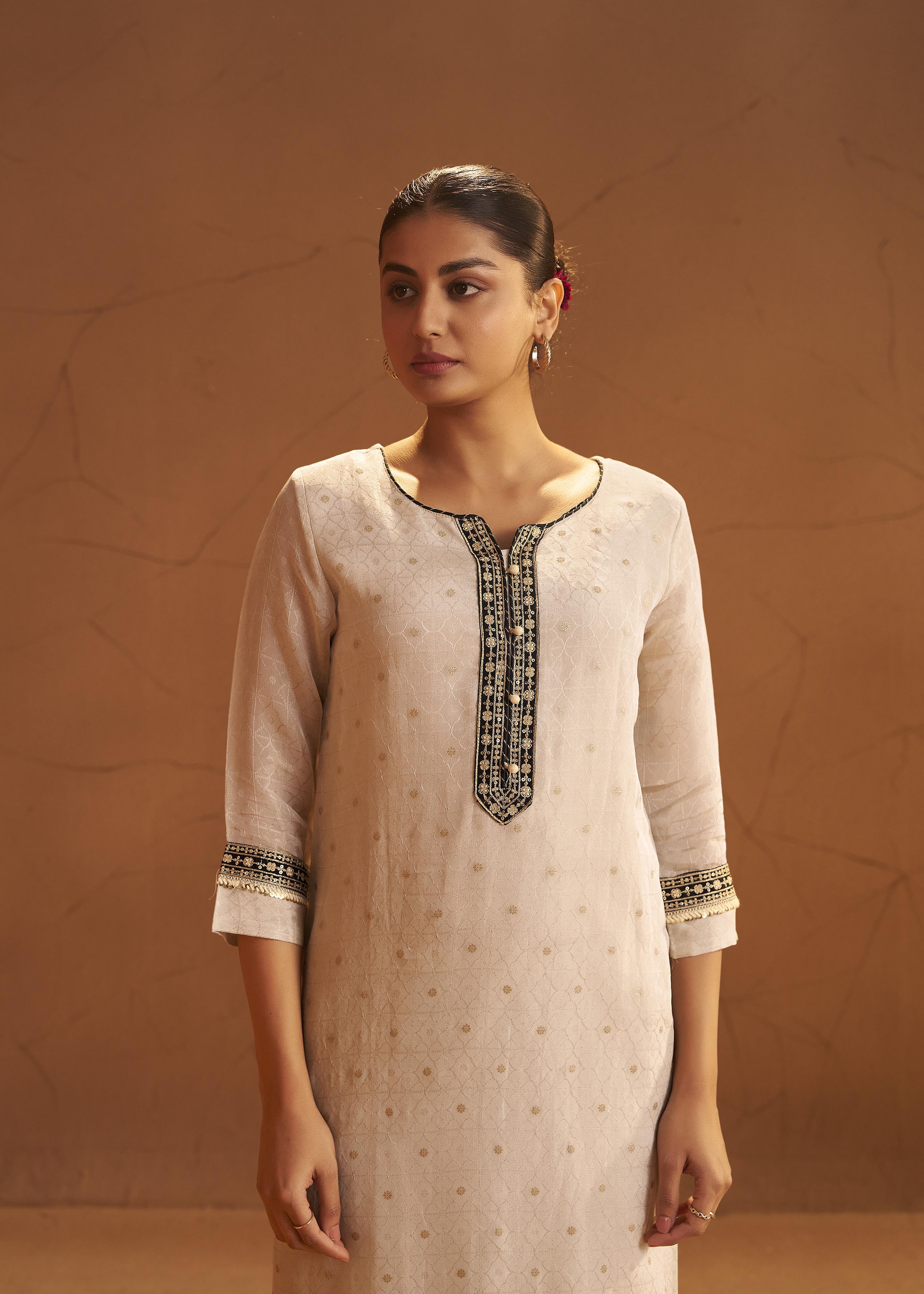 Ivory Tissue Organza Jacquard Ensemble