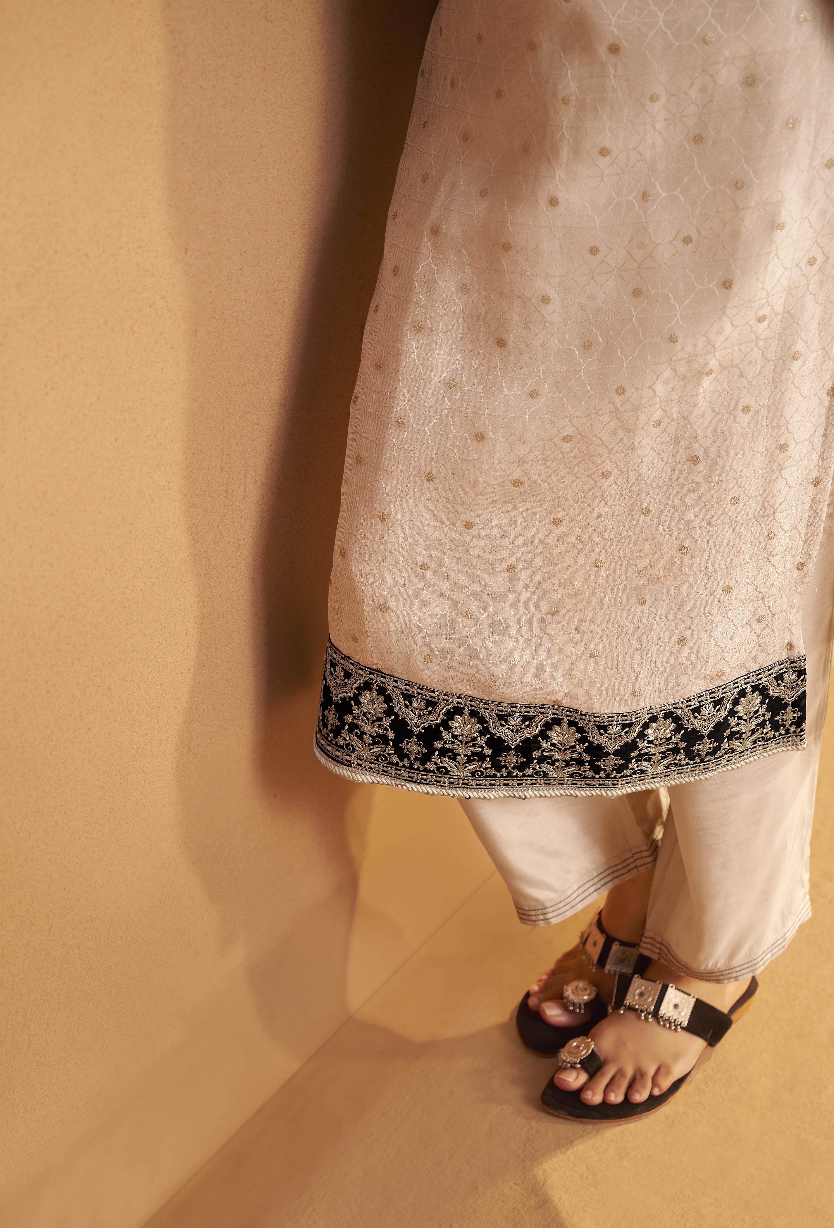 Ivory Tissue Organza Jacquard Ensemble