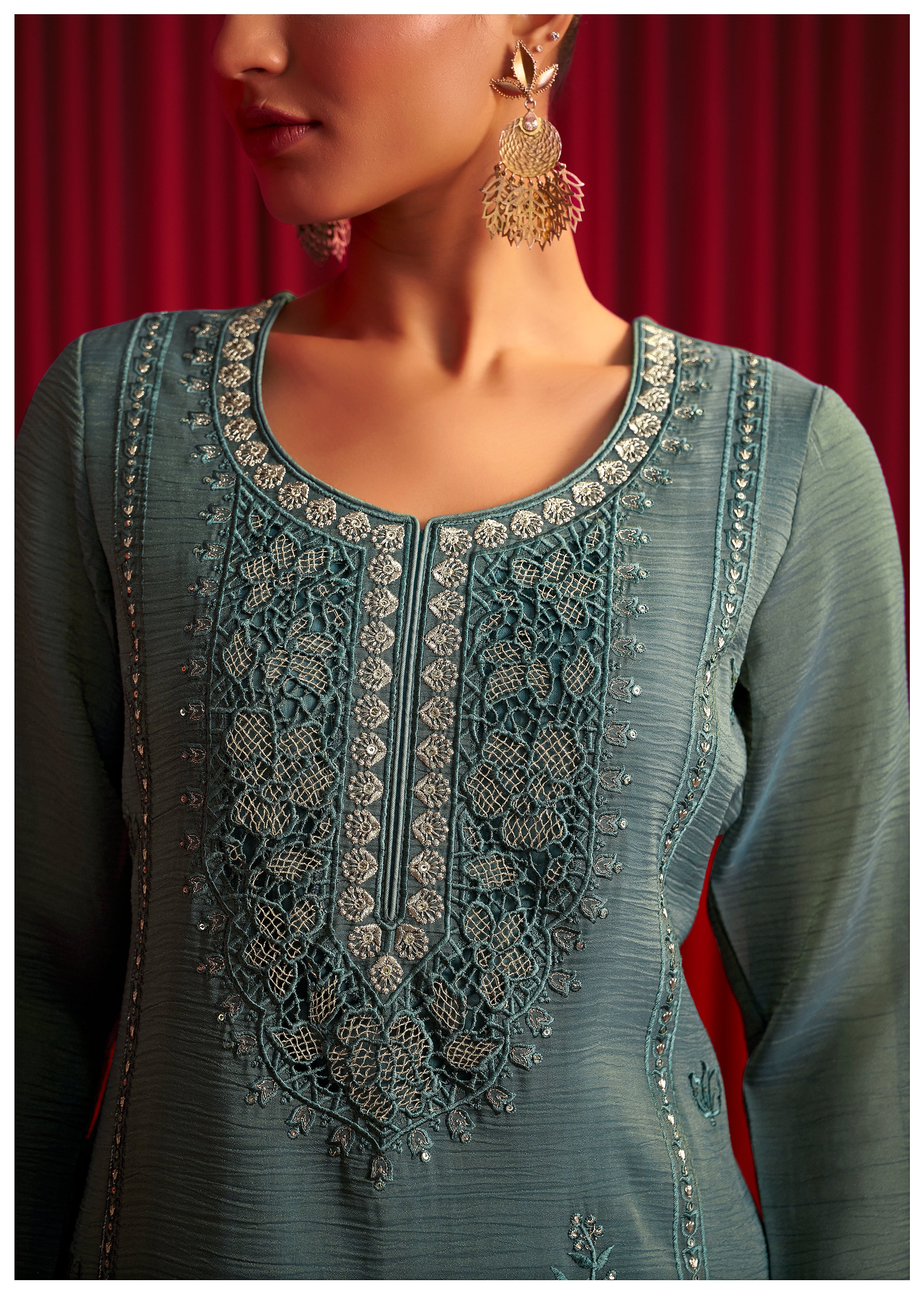 Crush Organza Borer Embroidery Set