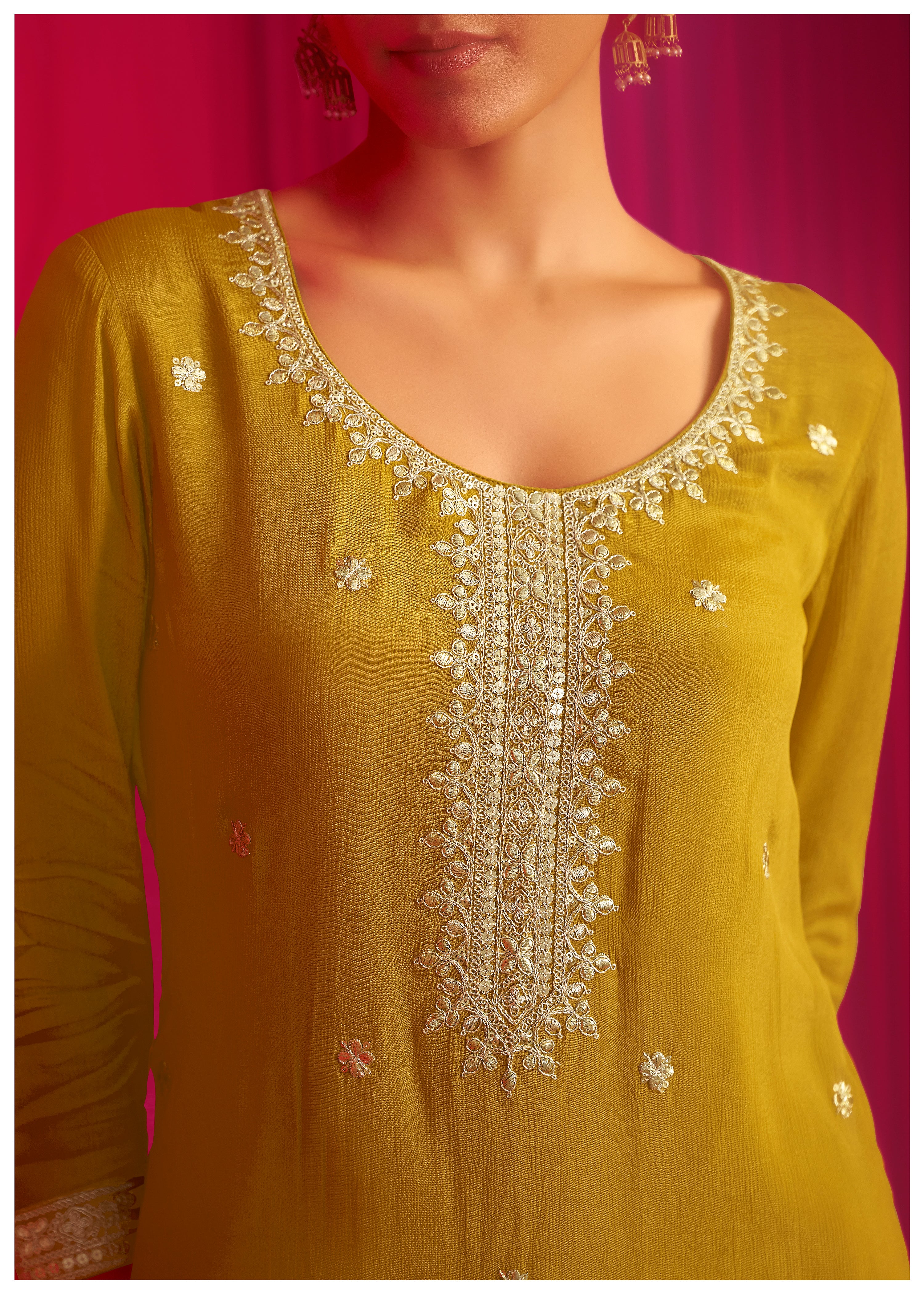 Chinnon Embroidery Set