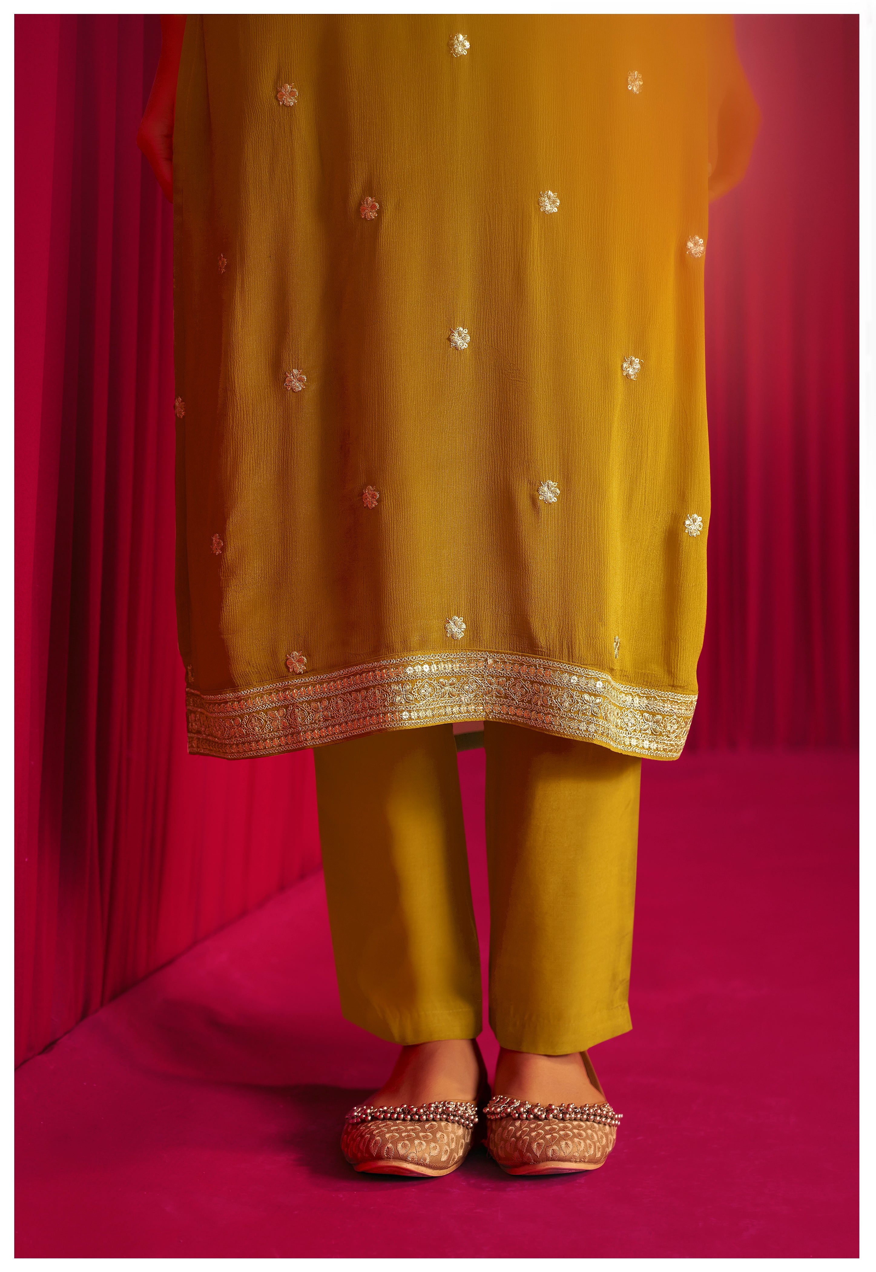 Chinnon Embroidery Set