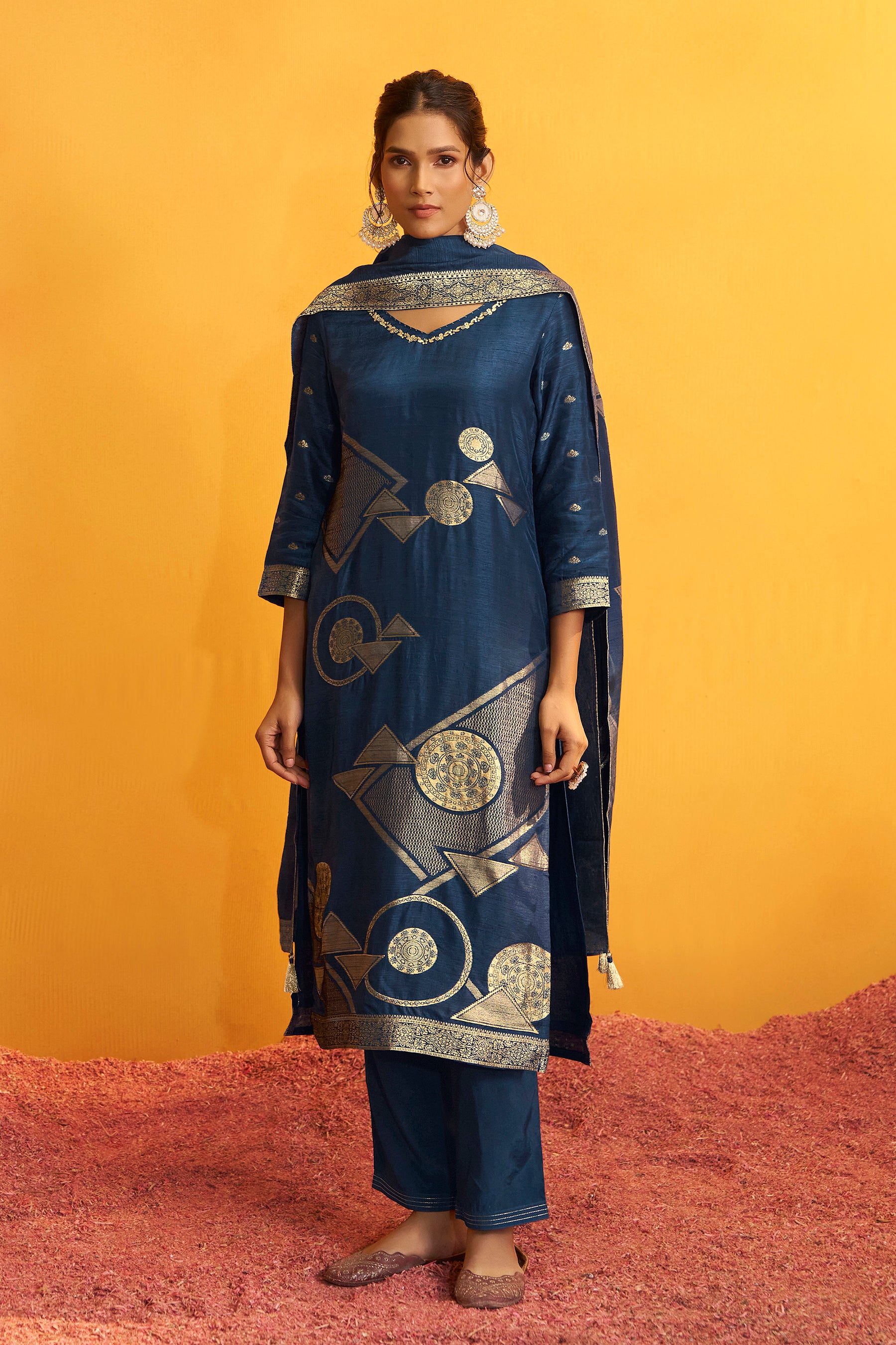 Russian Jacquard Set