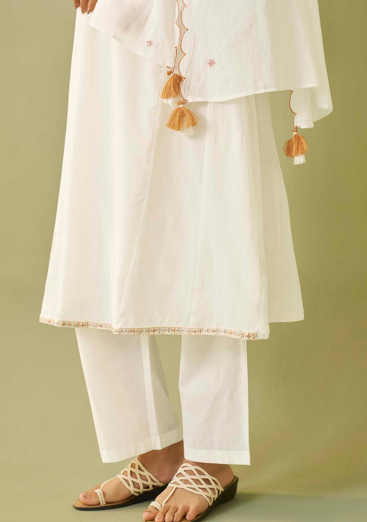 Aarohi Cream Cotton-Crush Embroidered Kurta Set