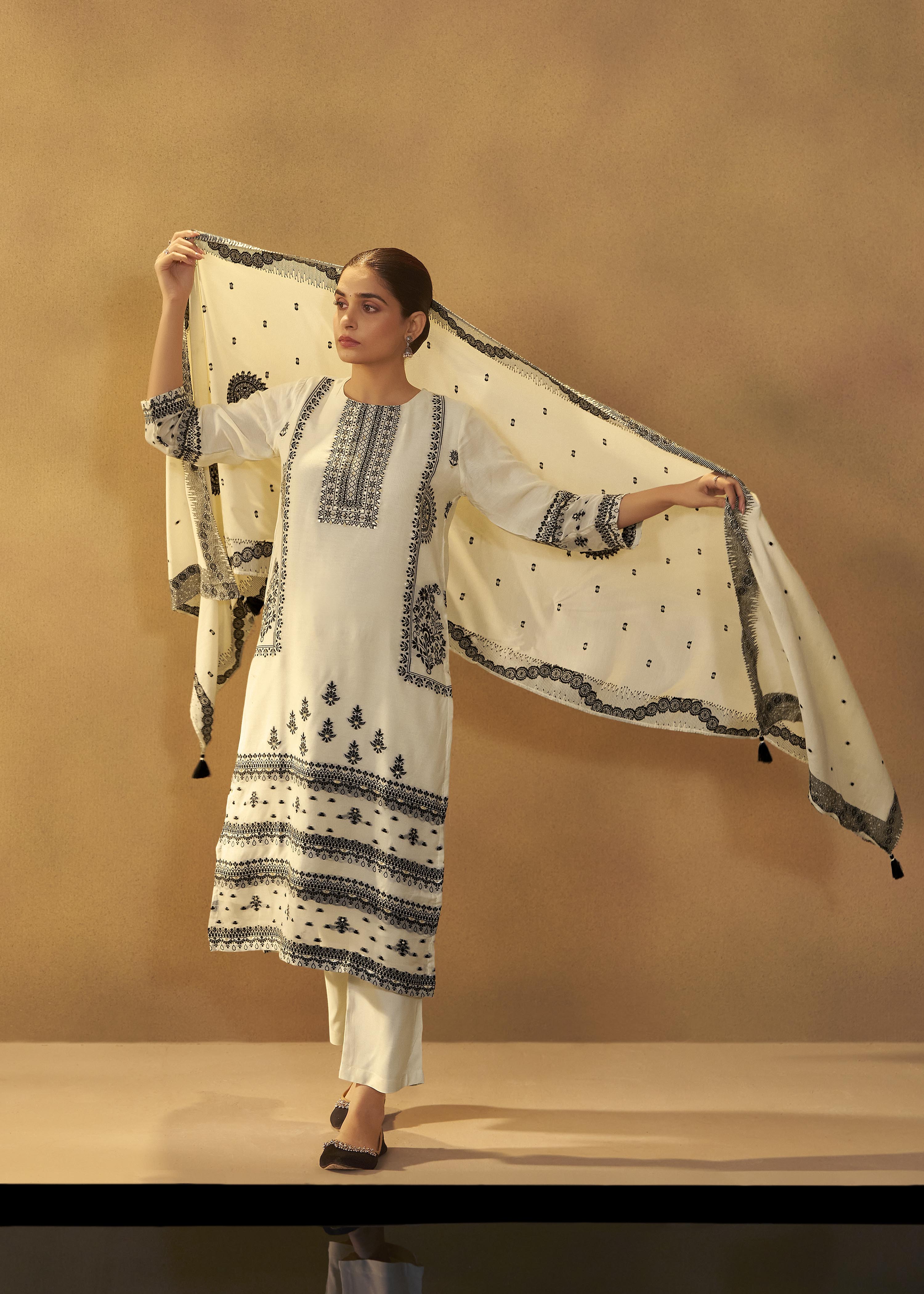 Butter Cream Muslin Black Jacquard Kurta Set