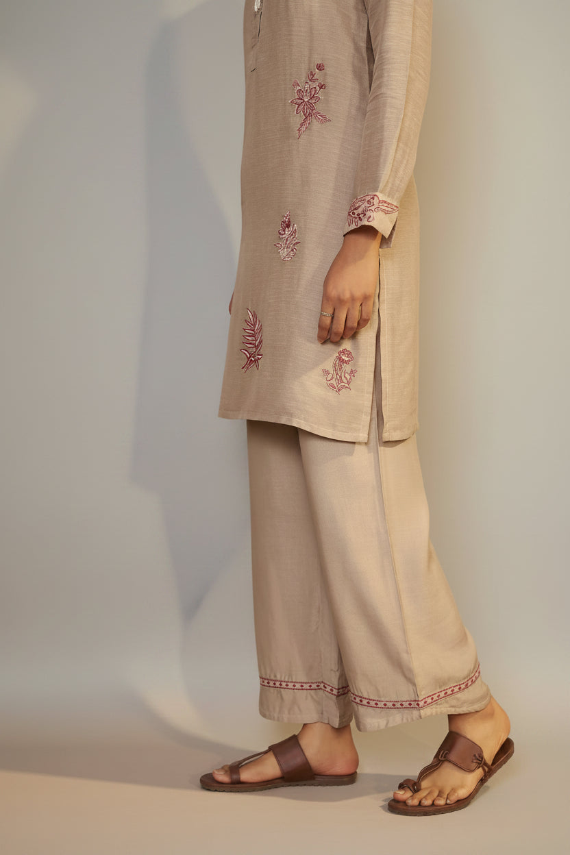 Hazelnut Biege Linen Embroidery Co-ord Set