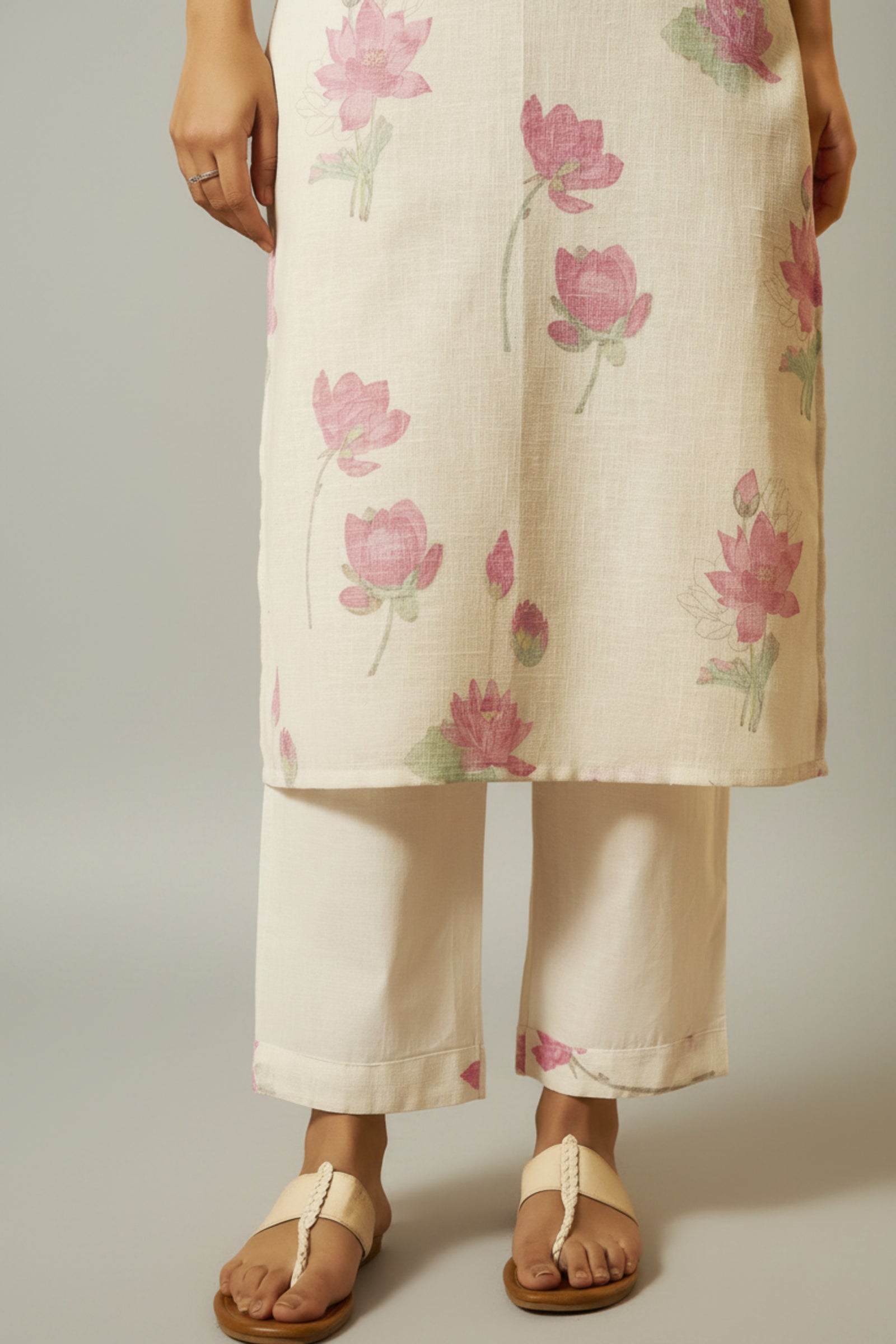 Digital Printed & Embroidered Floral Cotton Linen Kurta Set