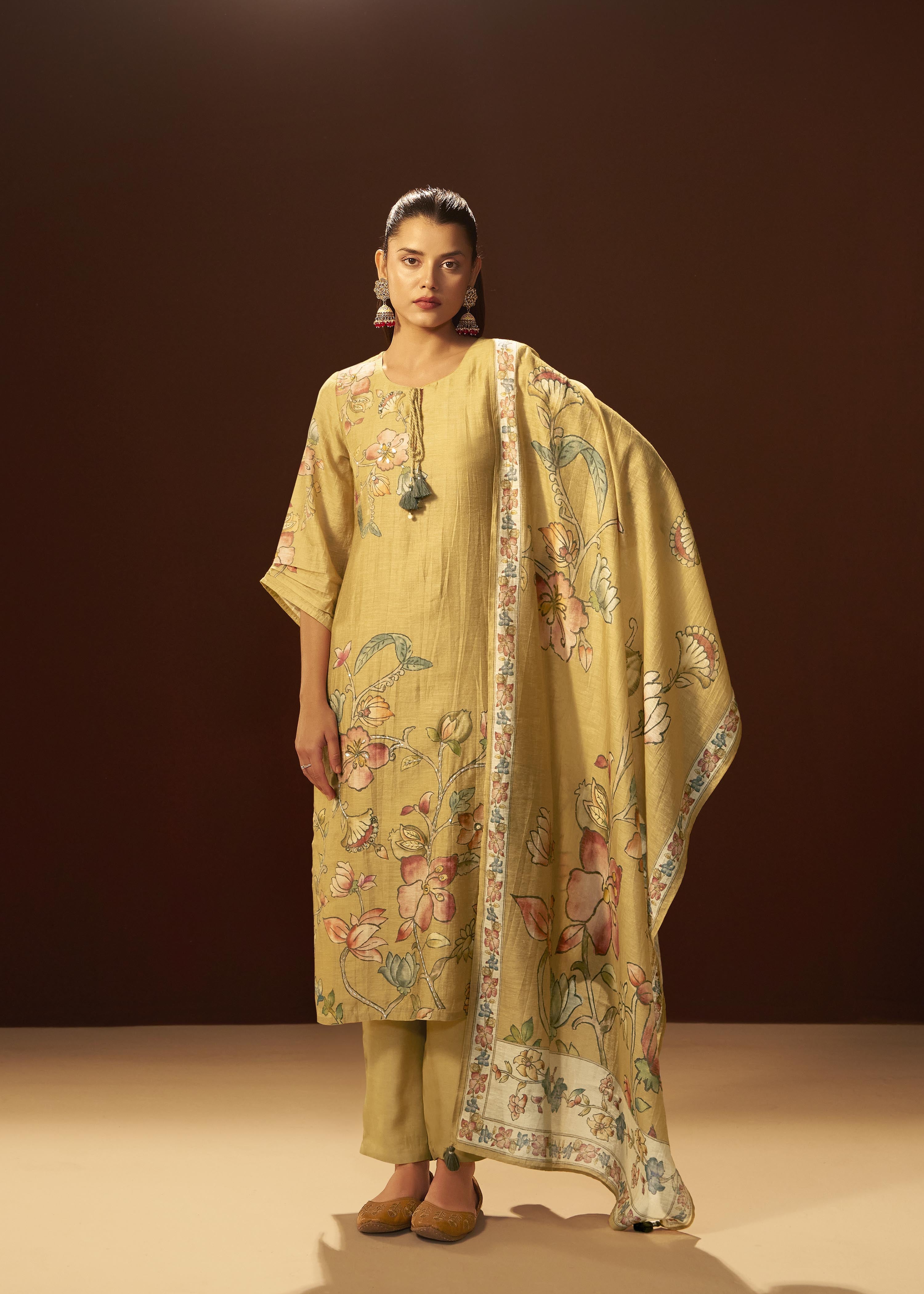 Straw Yellow Shimmer Linen Digital Print Kurta Set