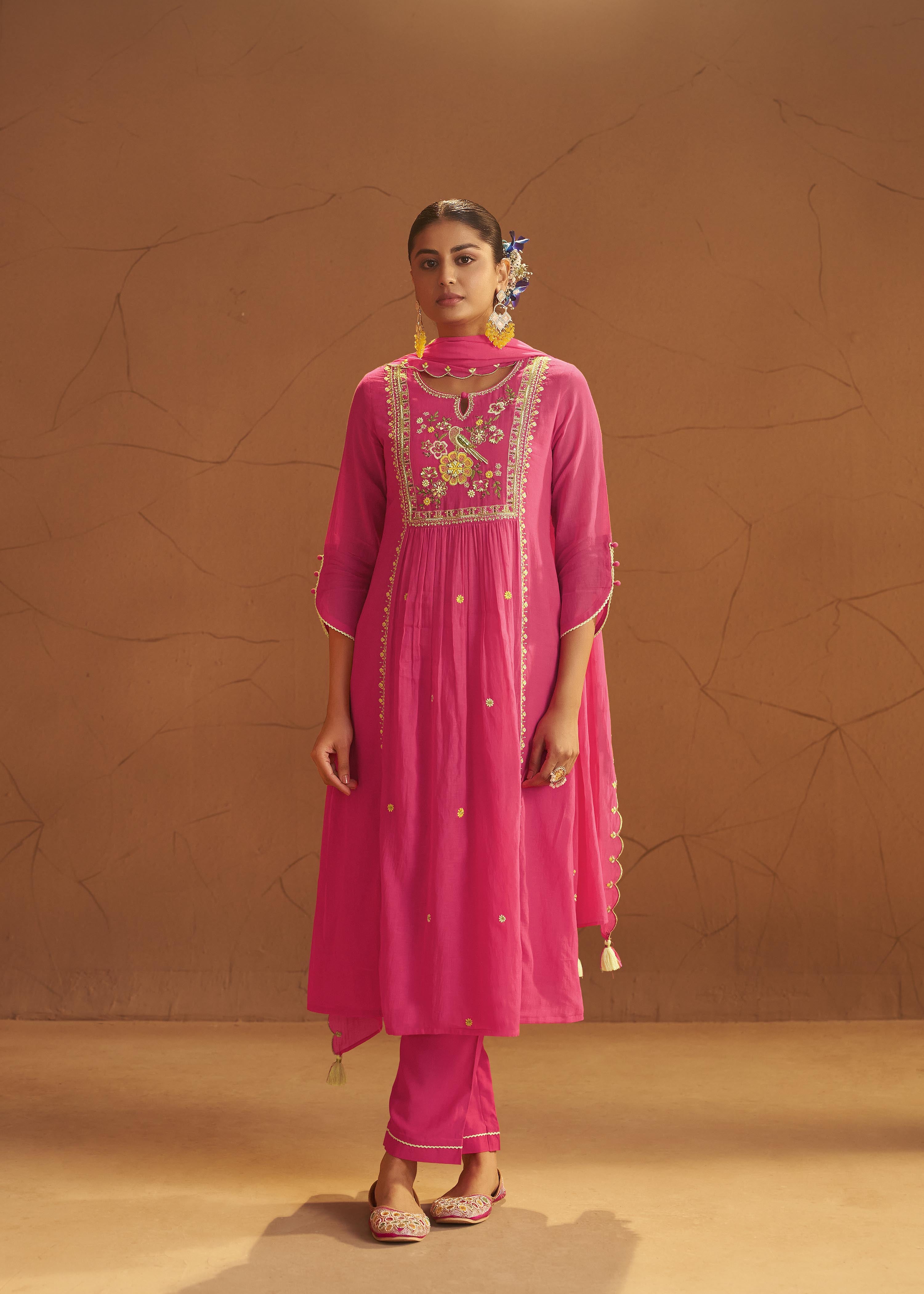Pink Mul Chanderi Embroidery Kurta Set with Scallop Dupatta