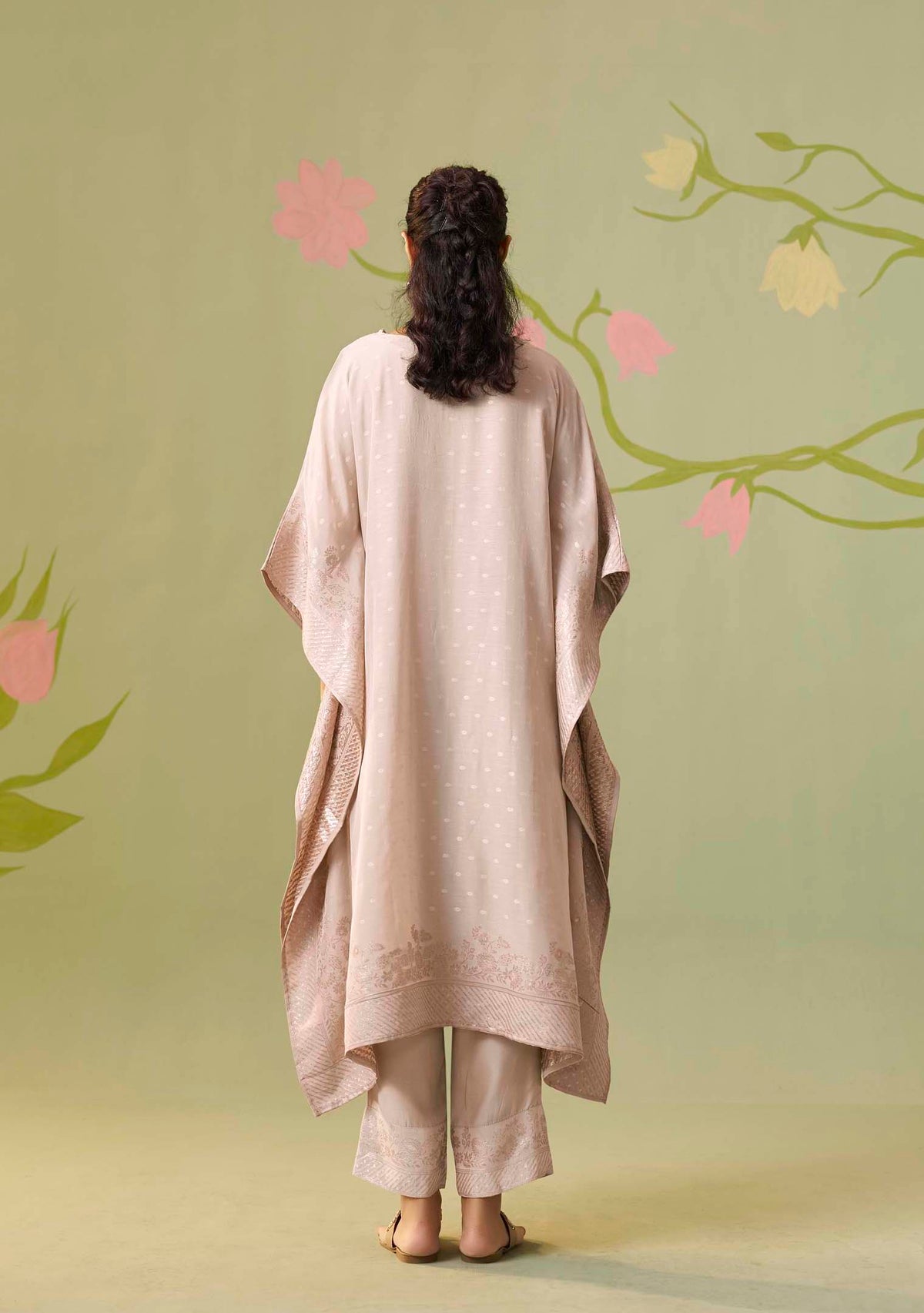 Gulabi Dola Silk Handwork Jacquard Kaftan