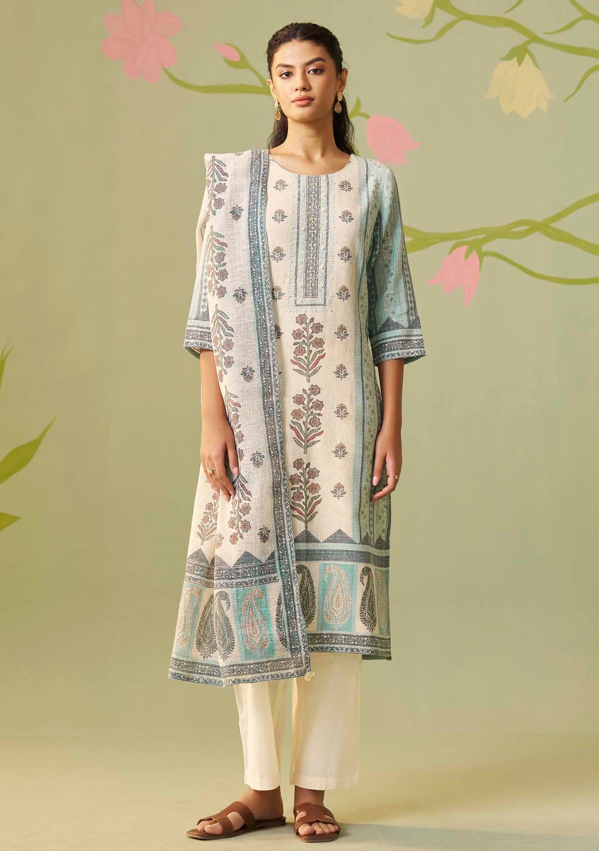 Ivory Aabha Printed Kurta Set with Handwork