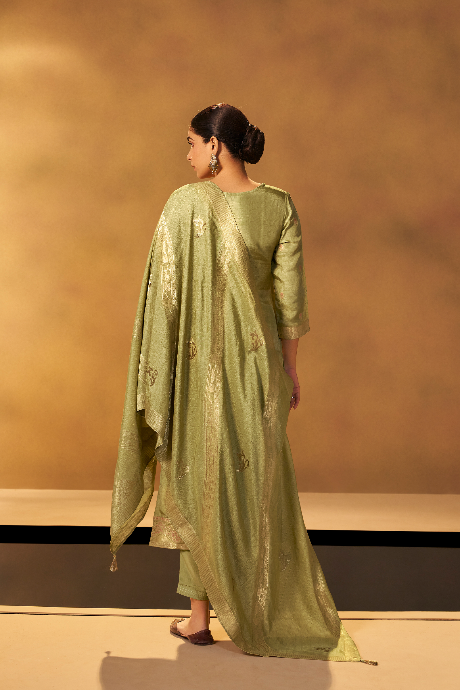 Sage Live Linen Jacquard Kurta Set