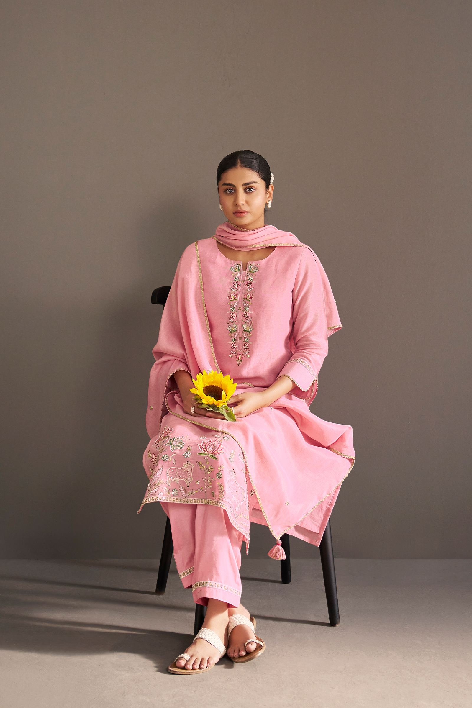 Powder Rosé Shimmer Linen Embroidered Kurta Set