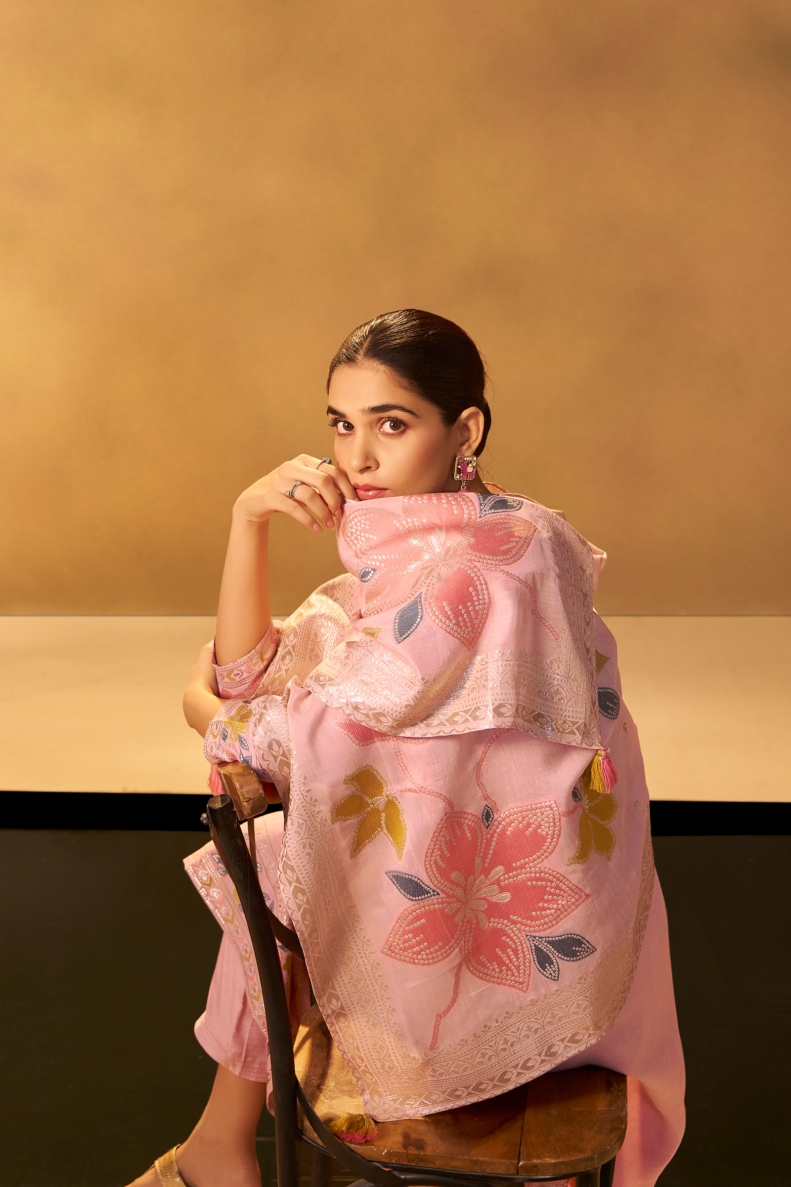 Blush Apricot Linen Jacquard Multi Meena Kurta Set