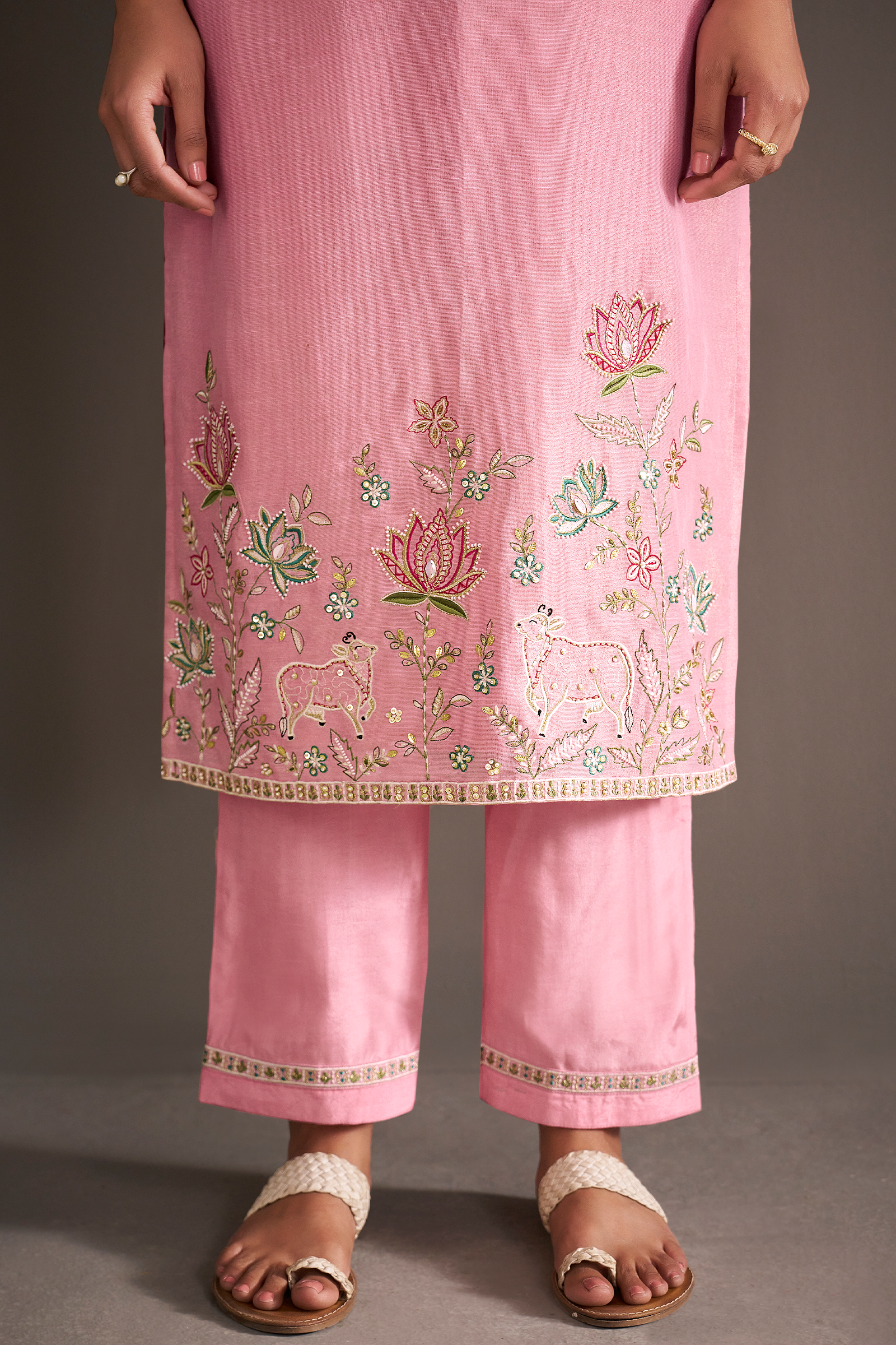Powder Rosé Shimmer Linen Embroidered Kurta Set