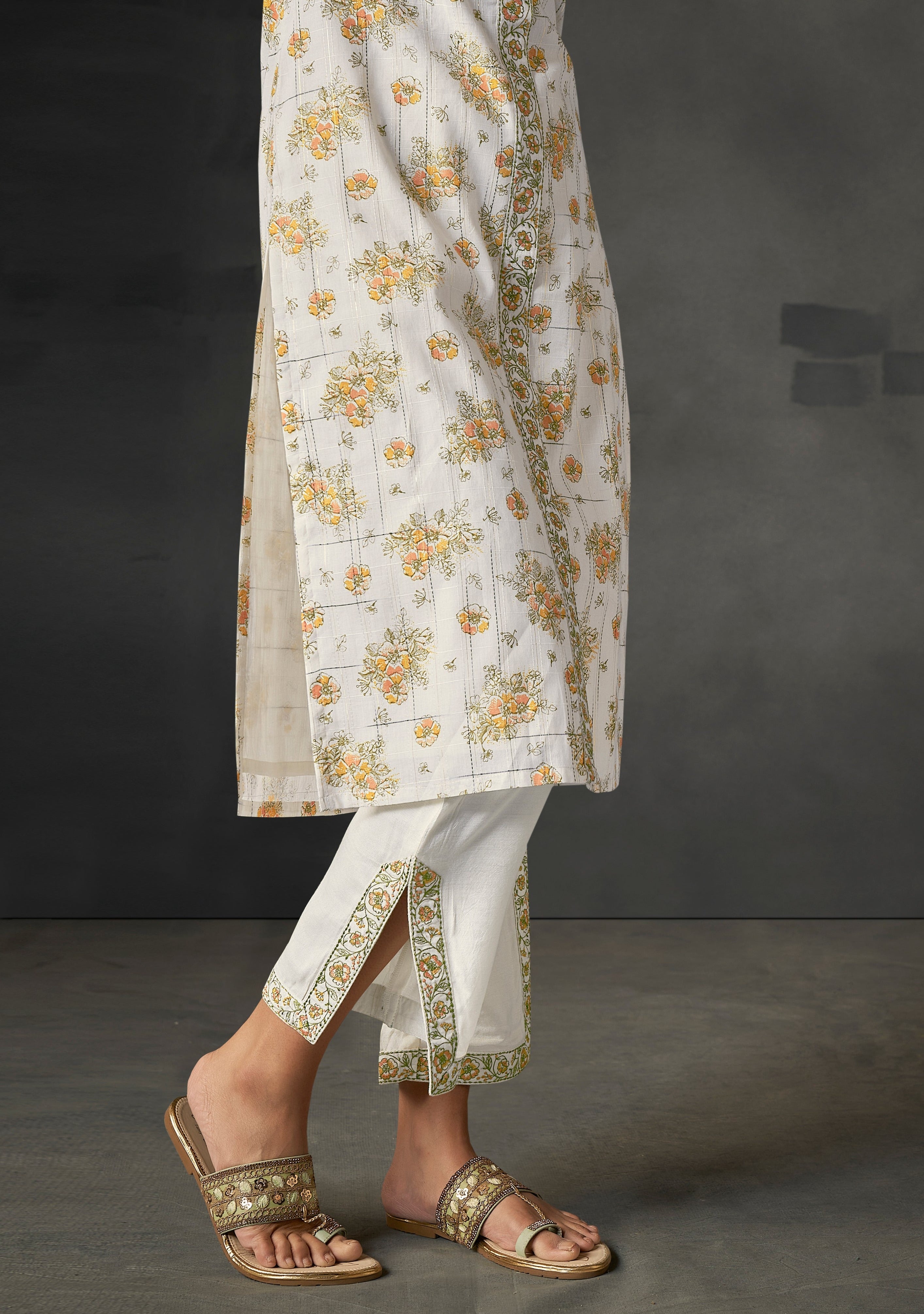 Cream Yarn Dyed Cotton Kurta Set