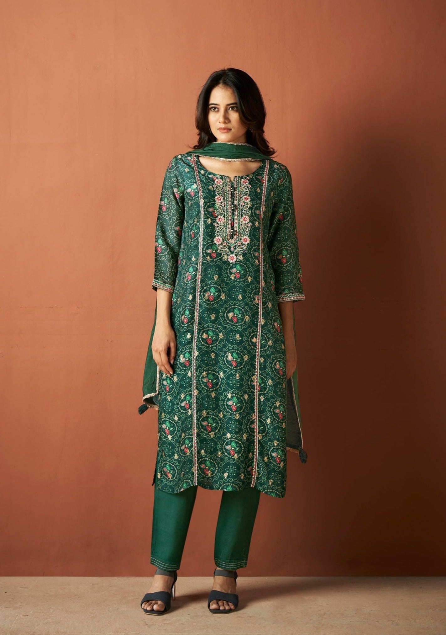 Green Dola Silk Kurta Set