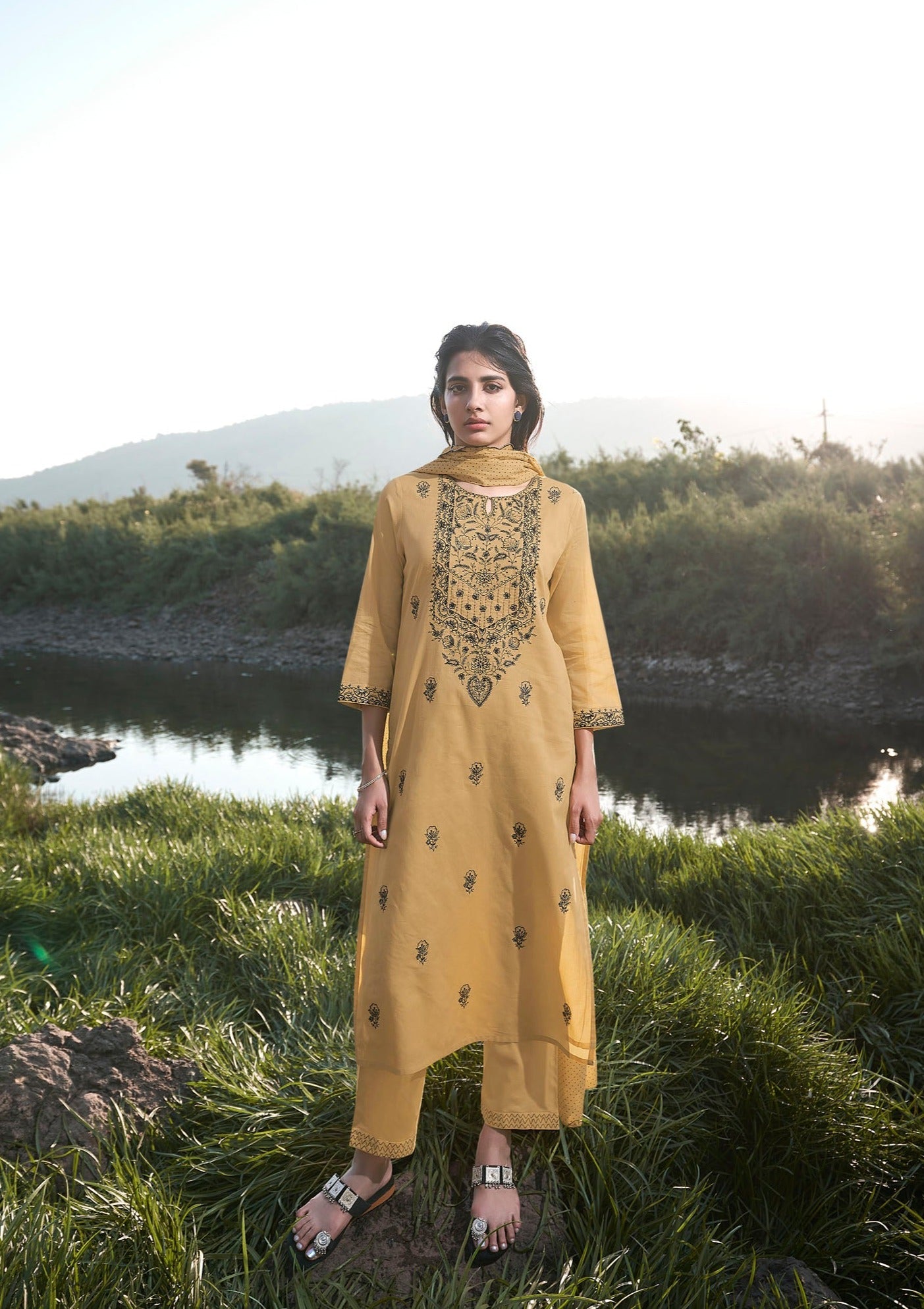 Maize Cotton Soft Black Embroidery Kurta Set