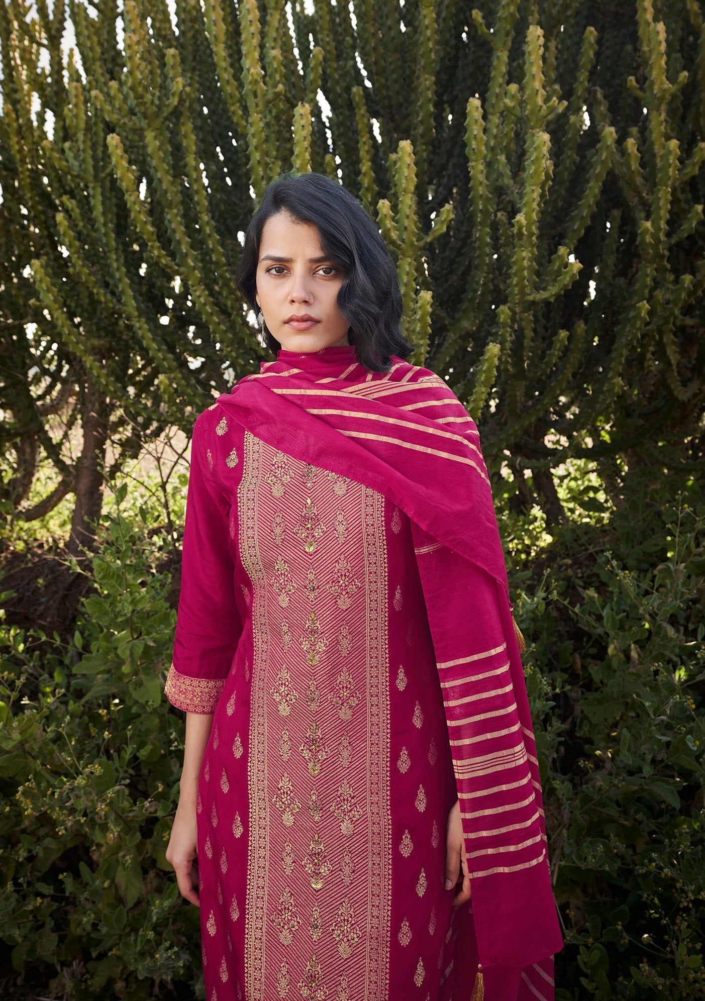 Majestic Magenta Rani Woven Silk Kurta Set