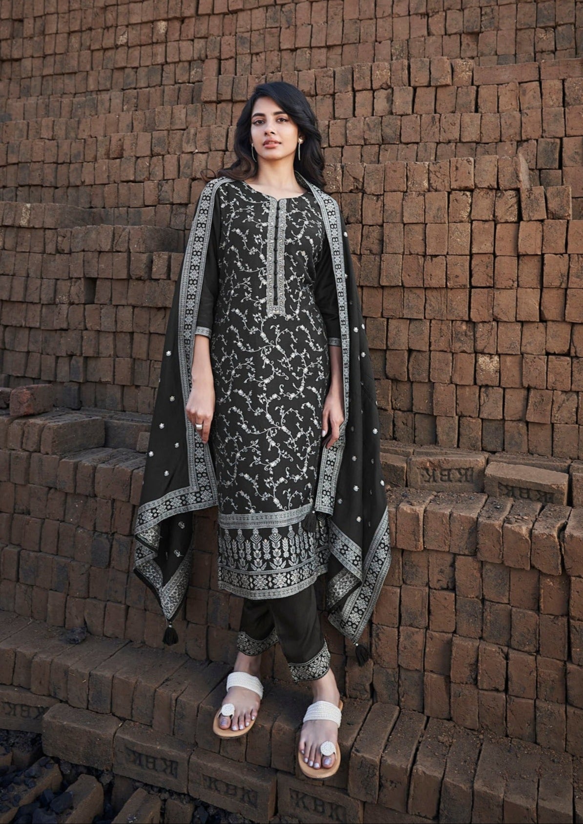 Midnight Muse Woven Silk Kurta Set