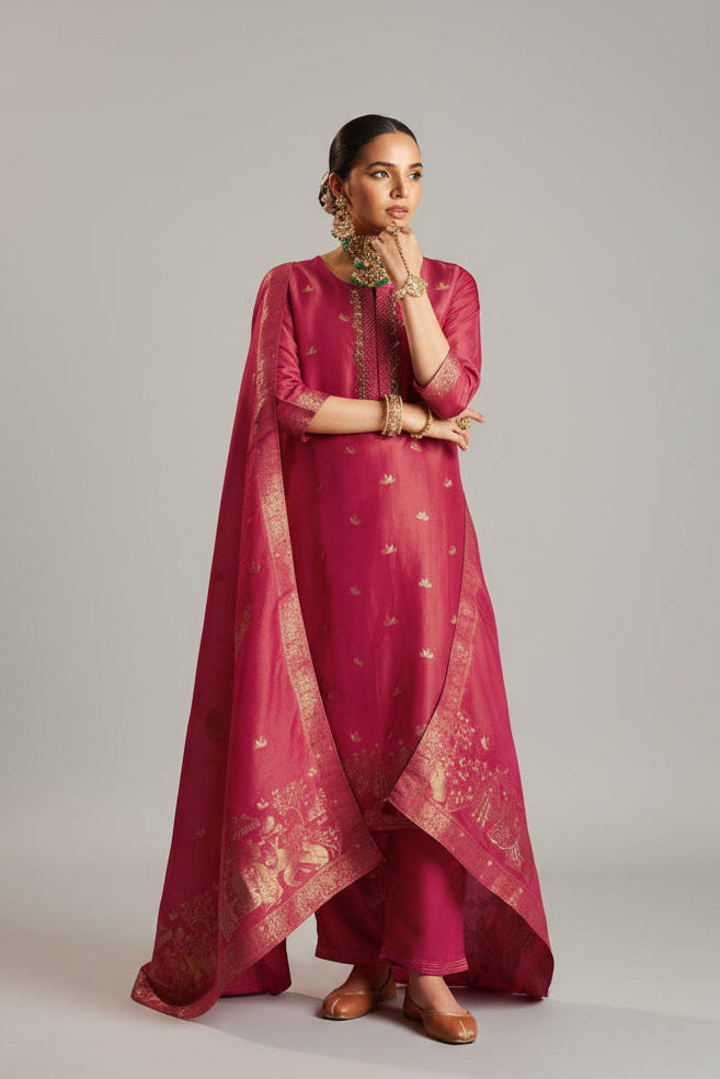 Rozenna Jacquard Embroidered Kurta Set