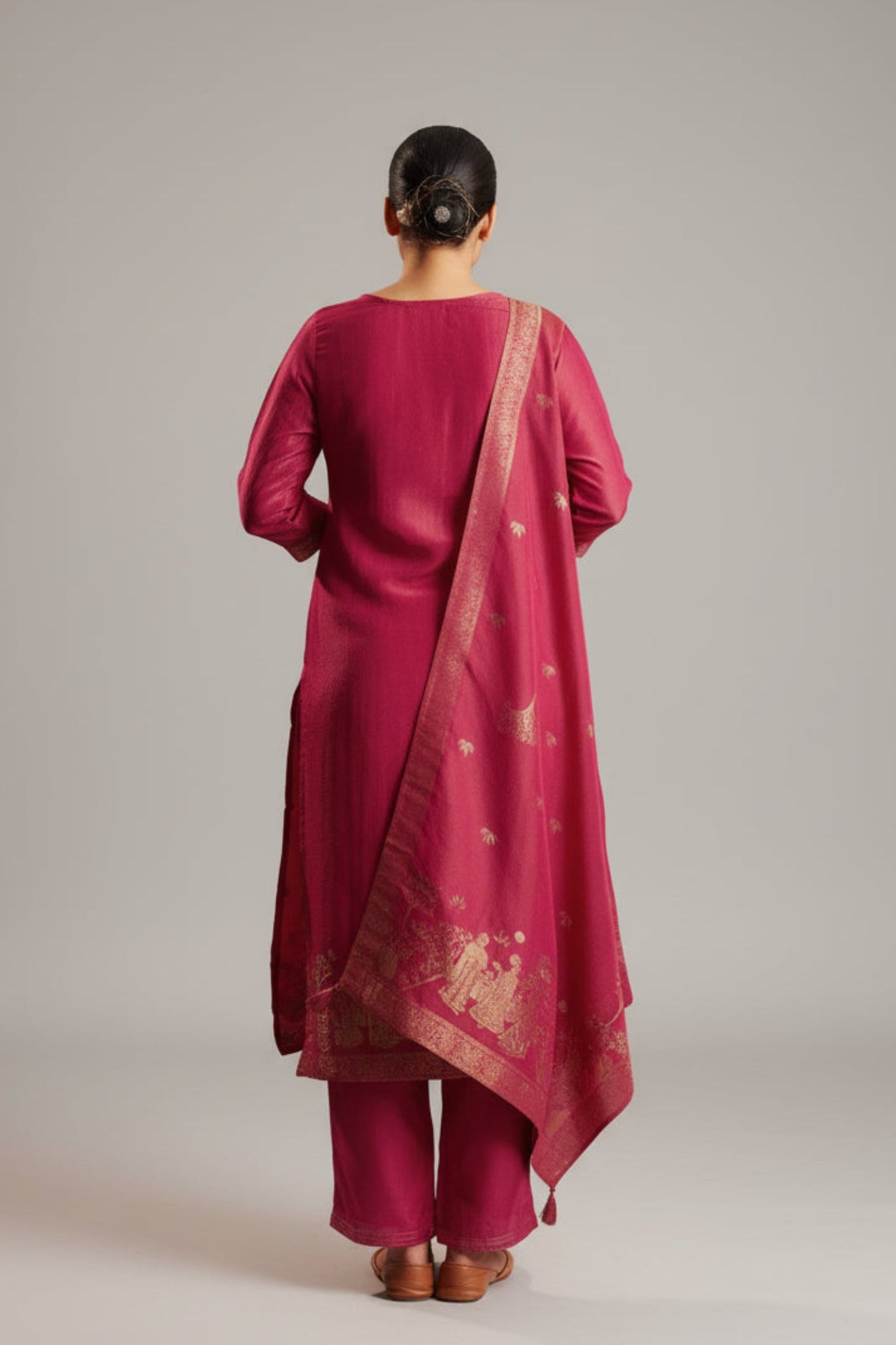 Rozenna Jacquard Embroidered Kurta Set