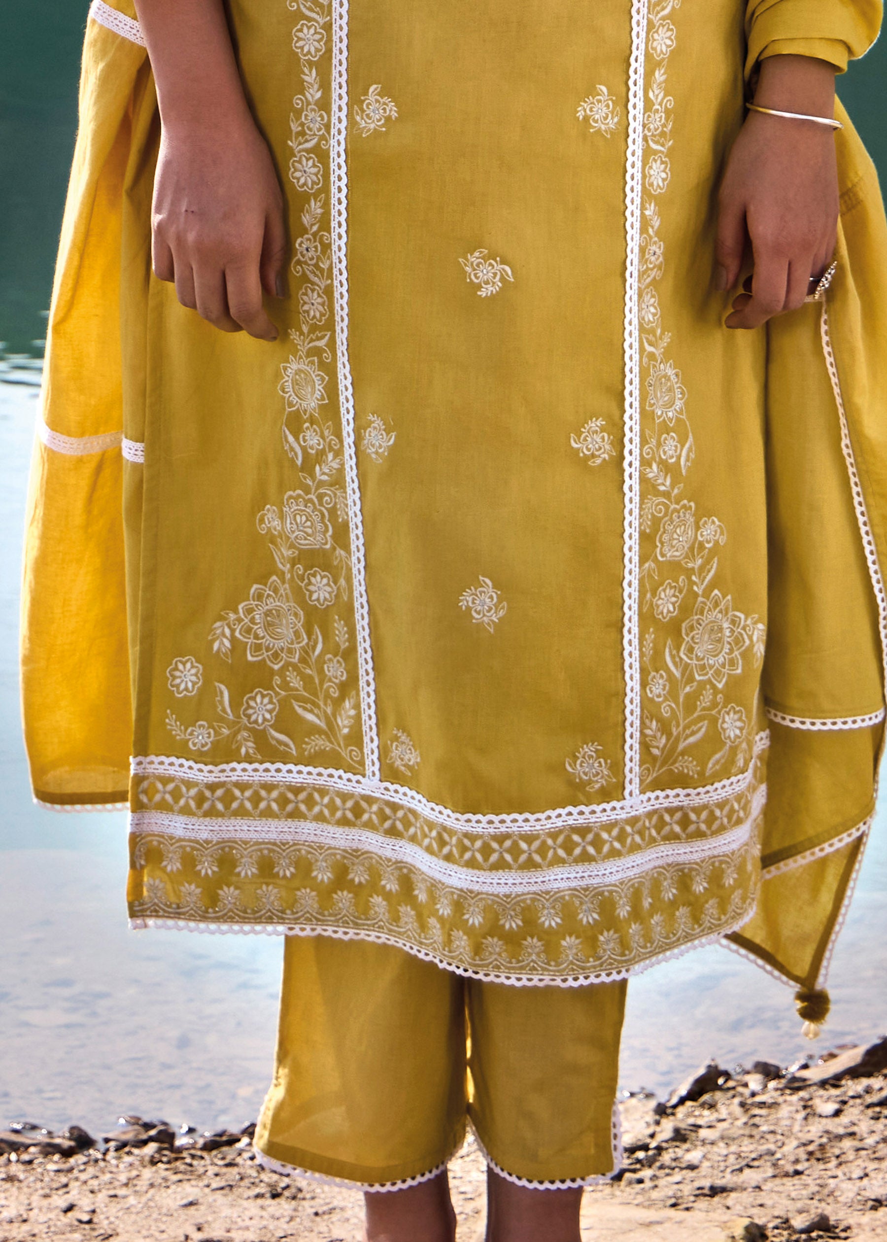 Aveline Cotton Chikankari Kurta Set