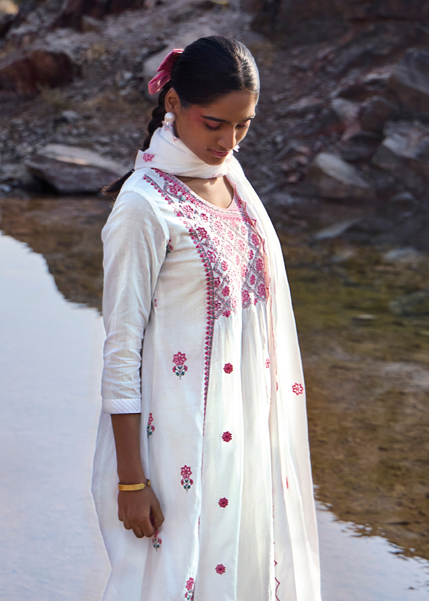 Isara Blush Embroidered Silk Kurta Set