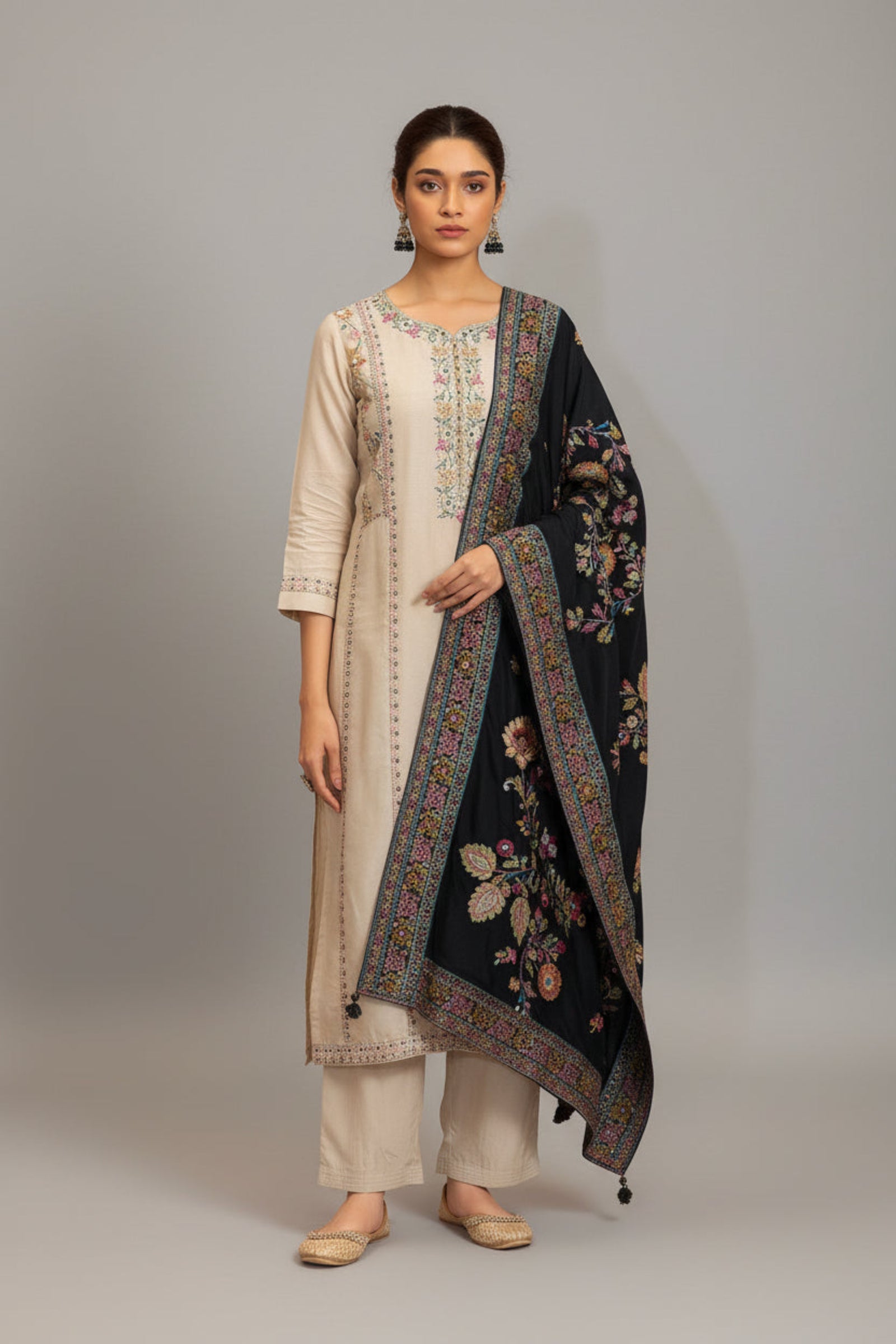 Russian Silk Kurta with Contrast Jacquard Dupatta – Cream