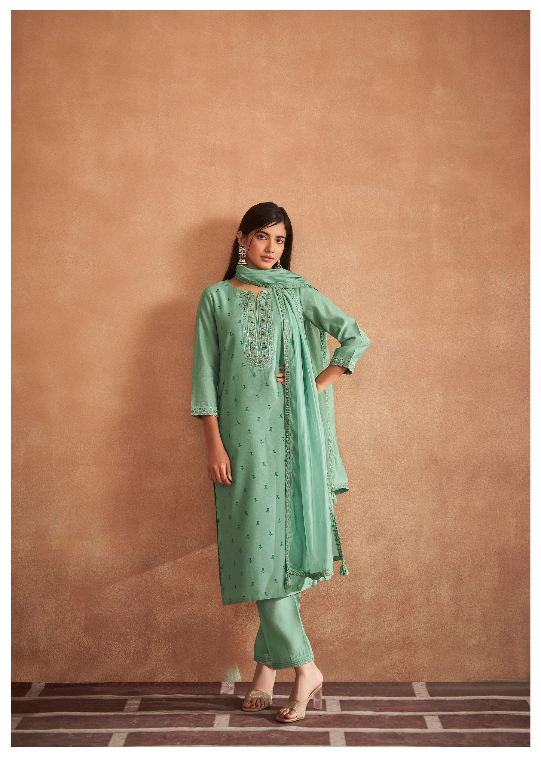 Green Shimmer Embroidered Kurta Set