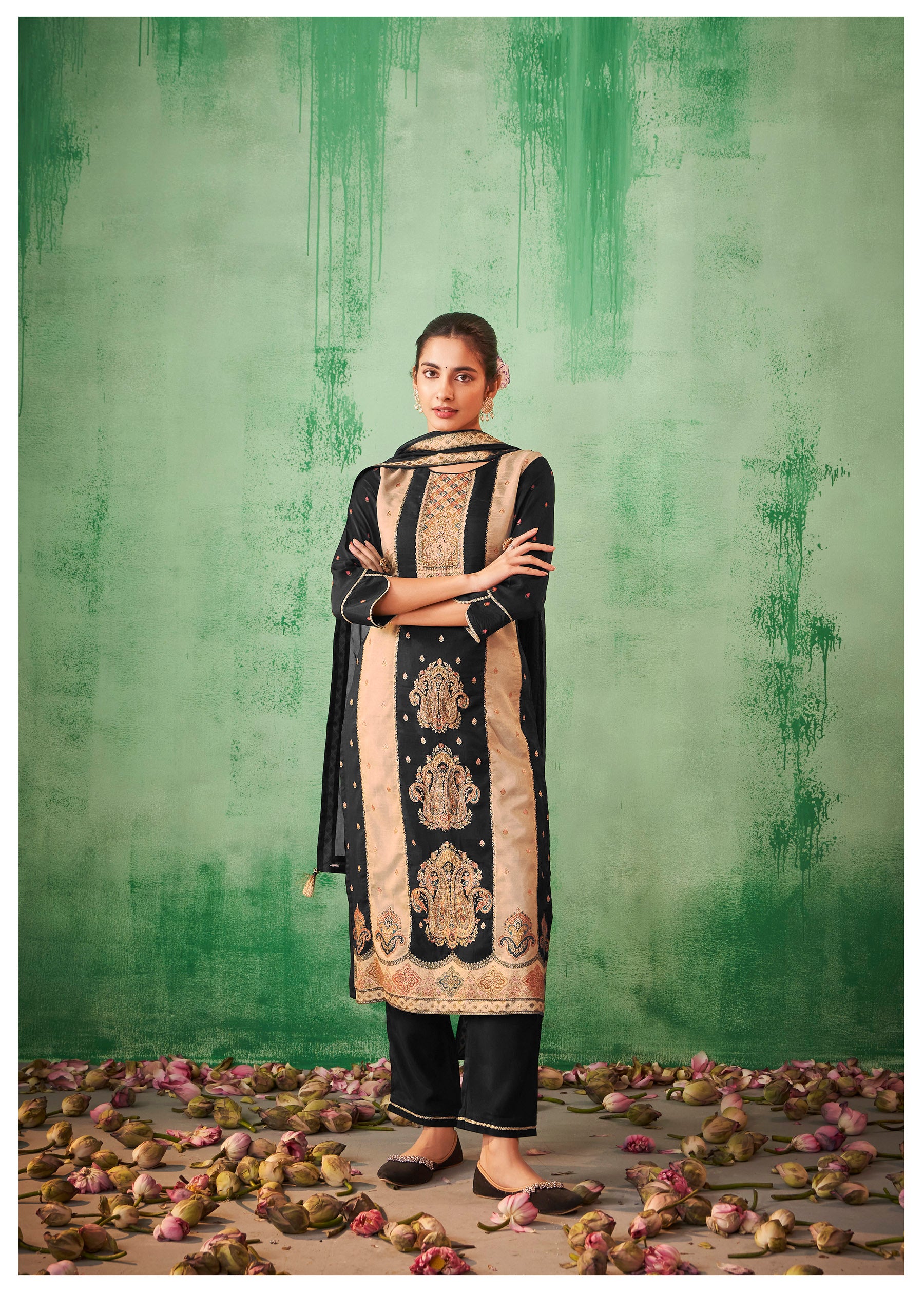 Noir Splendor Jacquard Kurti Set