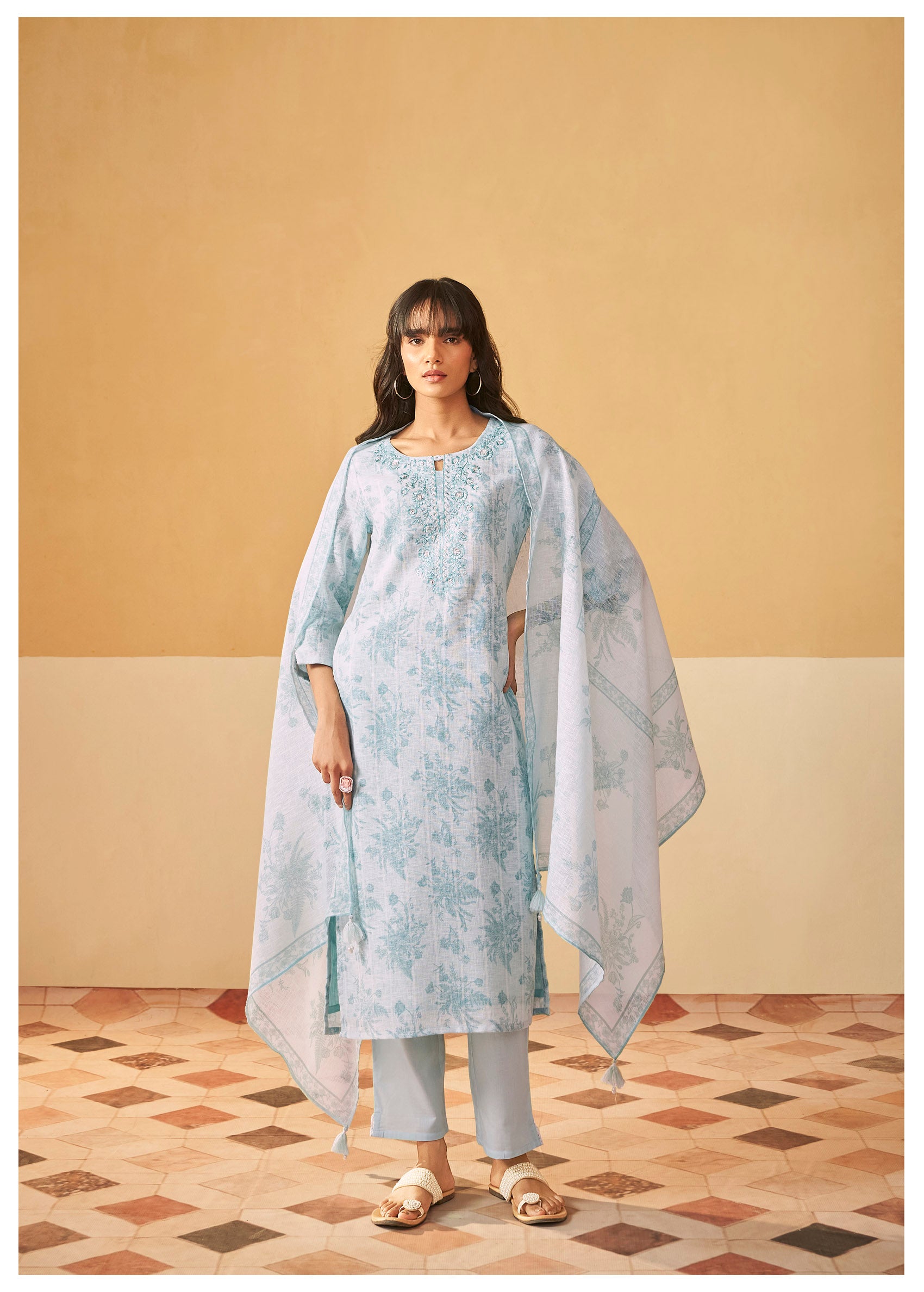 Blue Ethnic Linen Cotton Ensemble