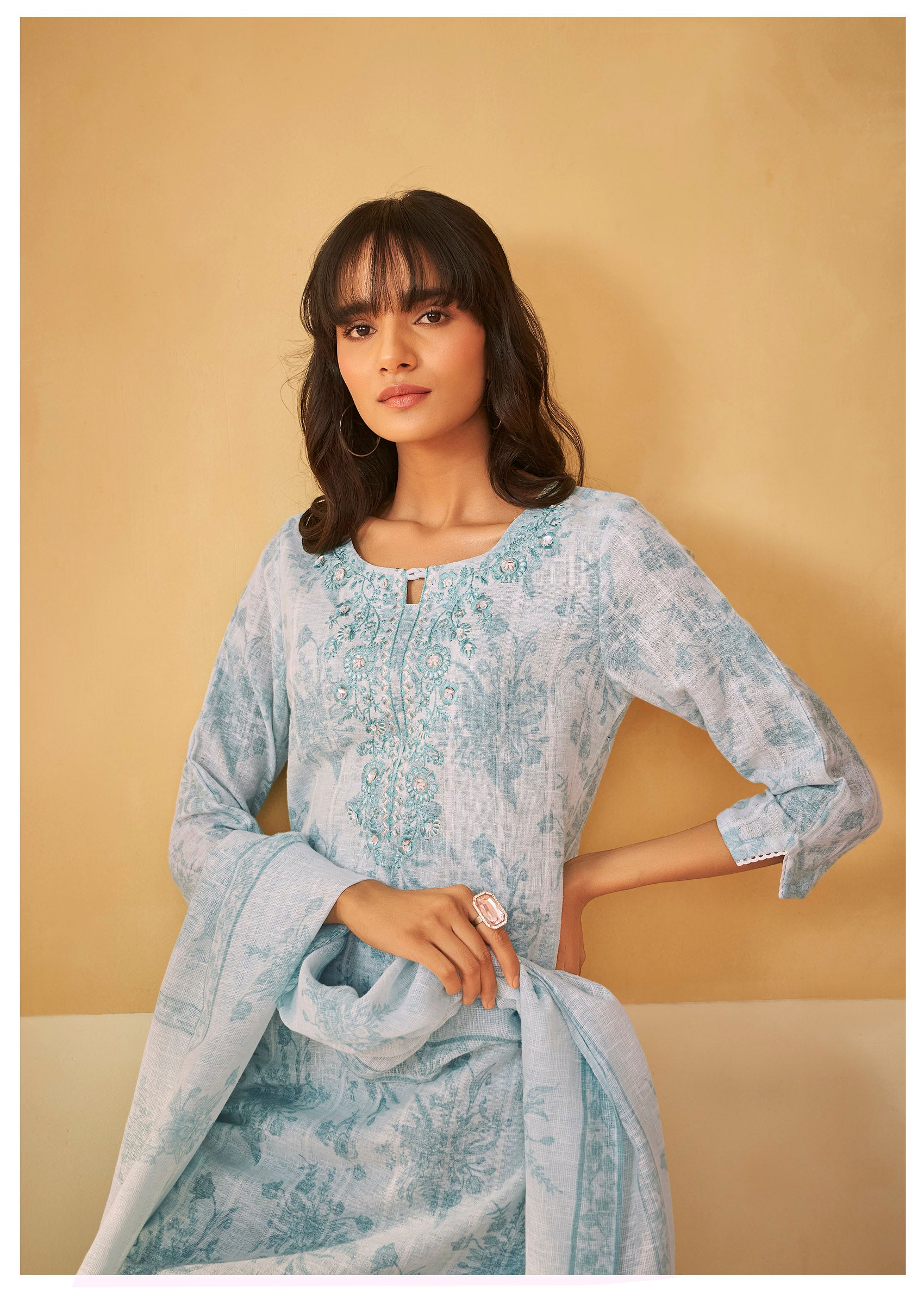 Blue Ethnic Linen Cotton Ensemble