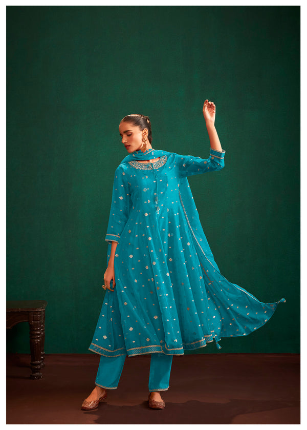 FourButtons: Shop Latest Ethnic Wear for Women Online