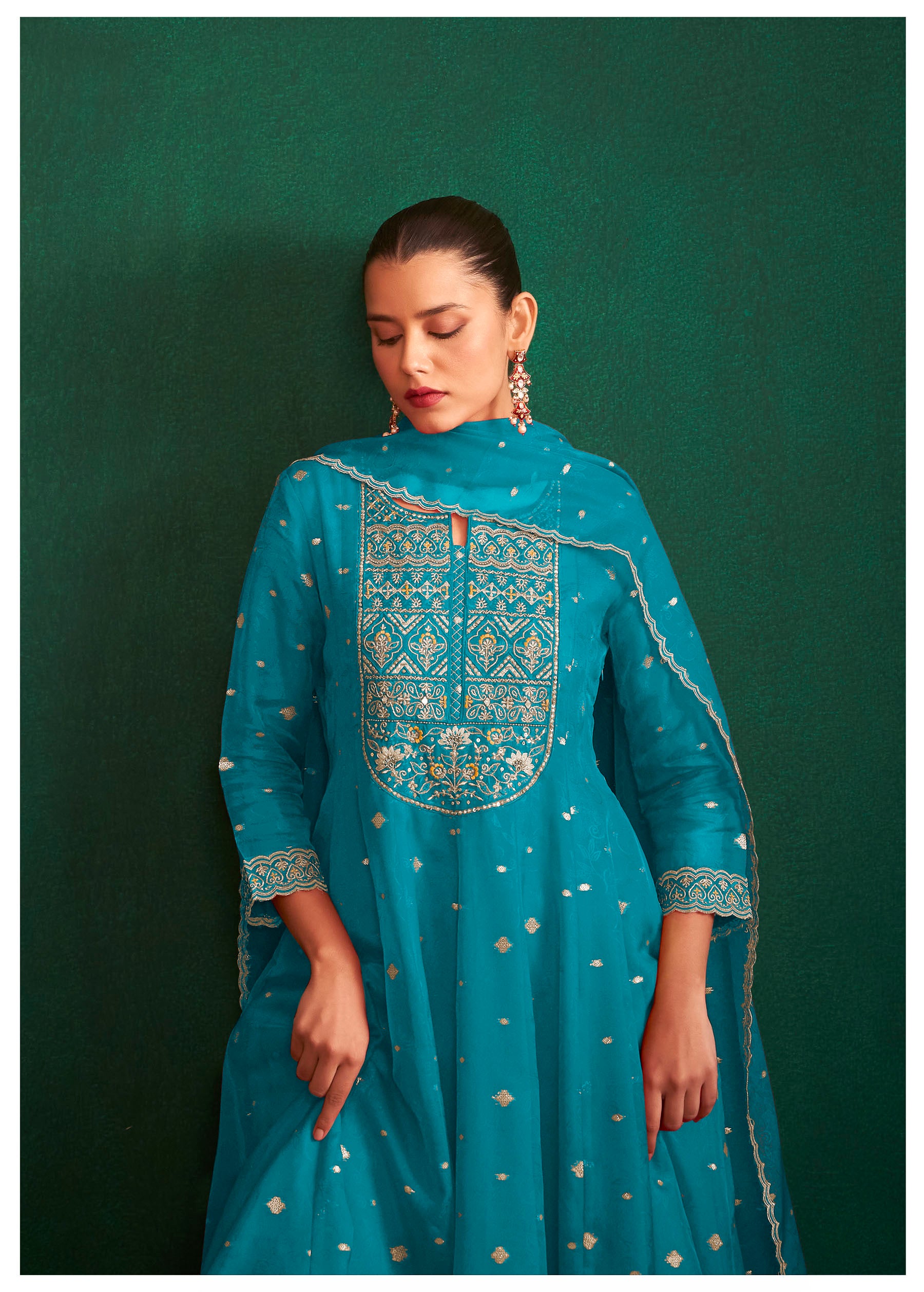 Oceyra Rama Organza Jacquard Kurta Set