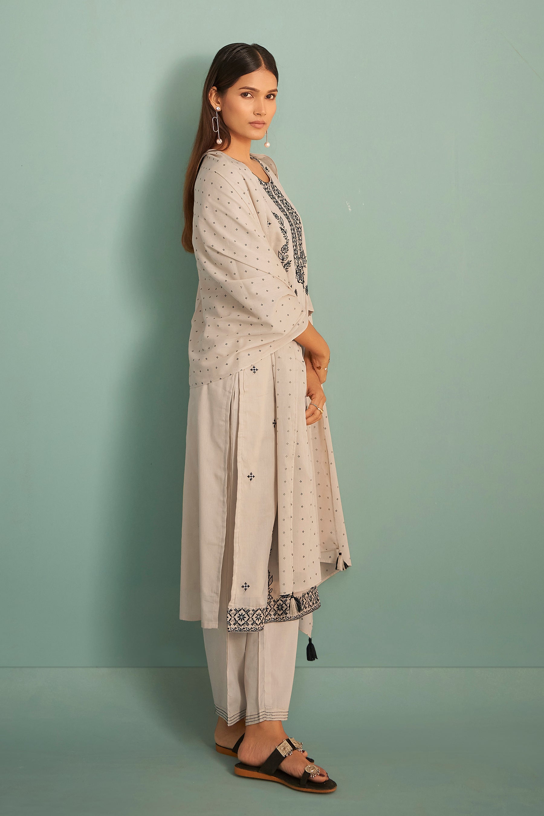 Kyrene Cream Chikankari Embroidered Cotton Kurta Set