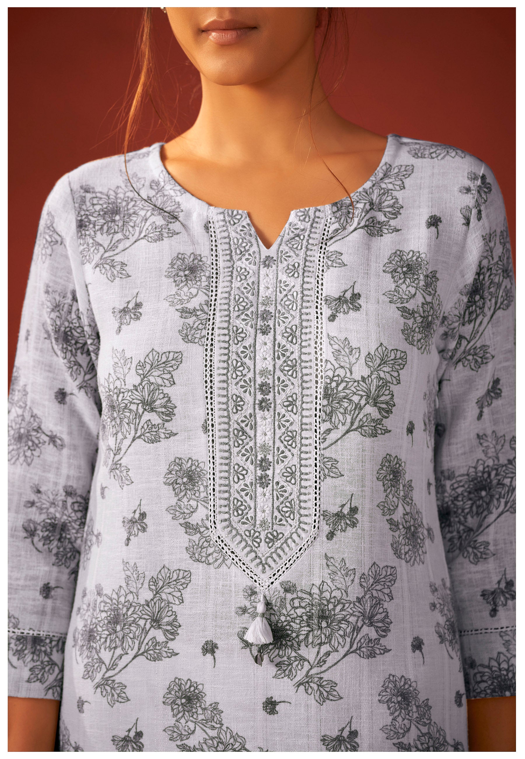 Aurelia Digital Print Embroidered Linen Kurta Set