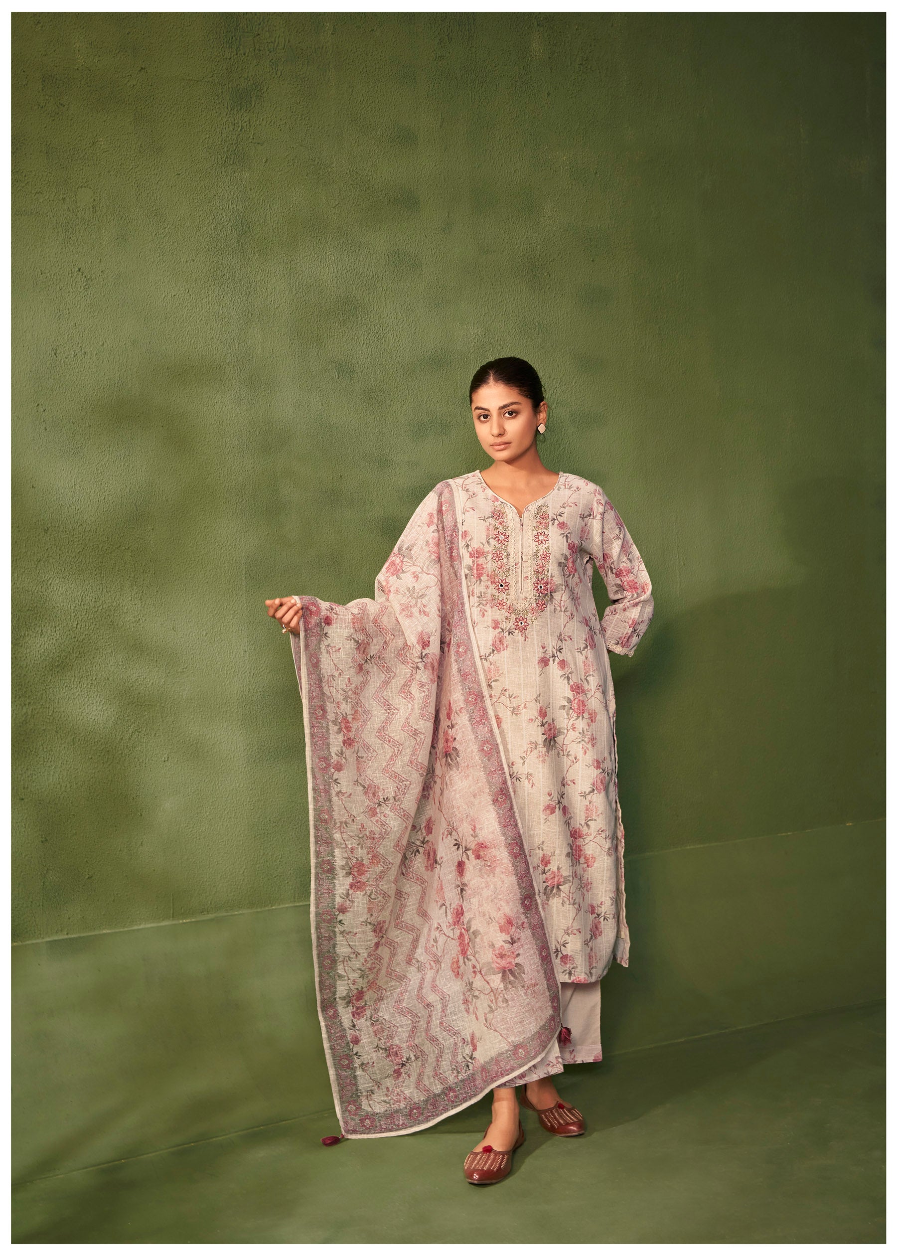 Solenne Digital Print Embroidered Linen Kurta Set